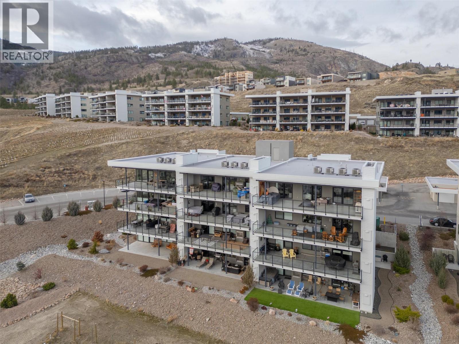 100 Vista Way Unit# 142, Penticton