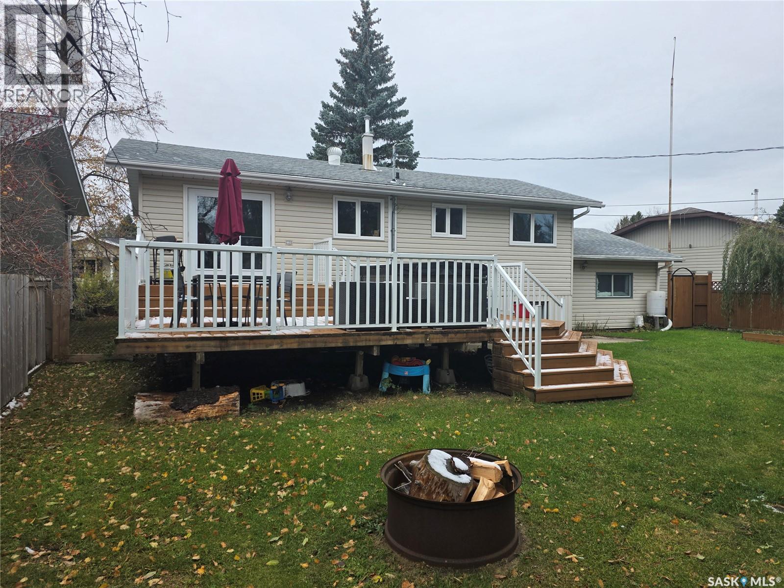410 Miller CRESCENT E — photo 48