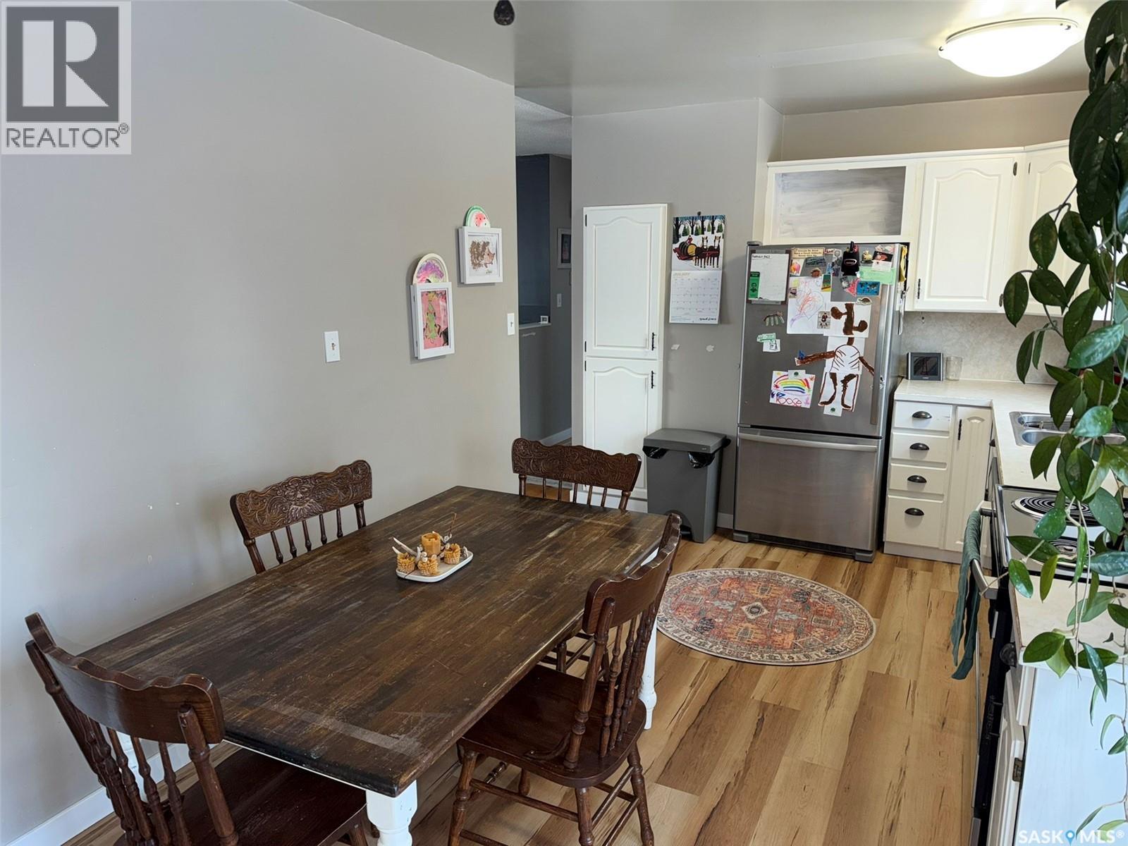 410 Miller CRESCENT E — photo 9