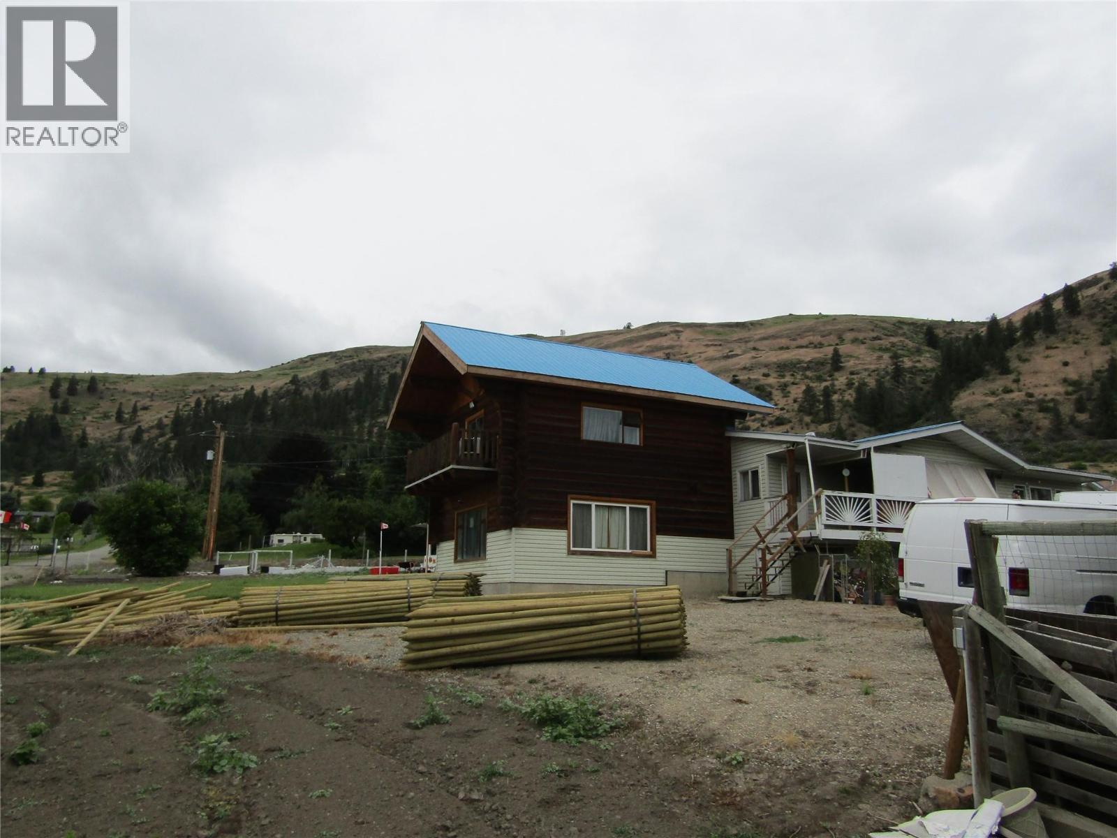 5940 Spencer Road, Grand Forks