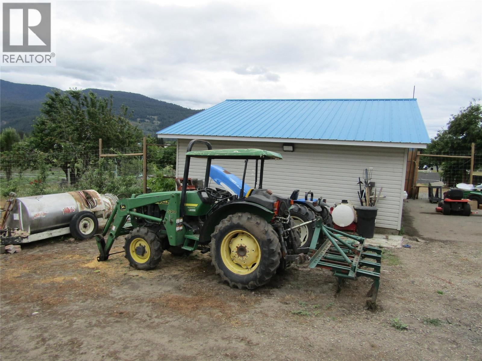 5940 Spencer Road, Grand Forks