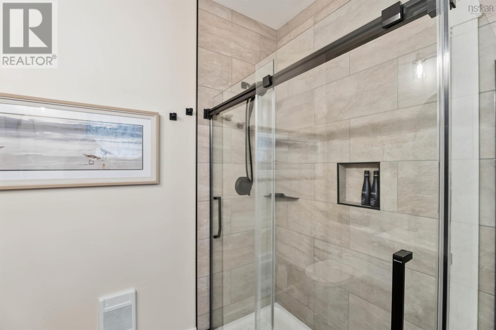 Property 26 of 47 of 232/236 Victoria Street