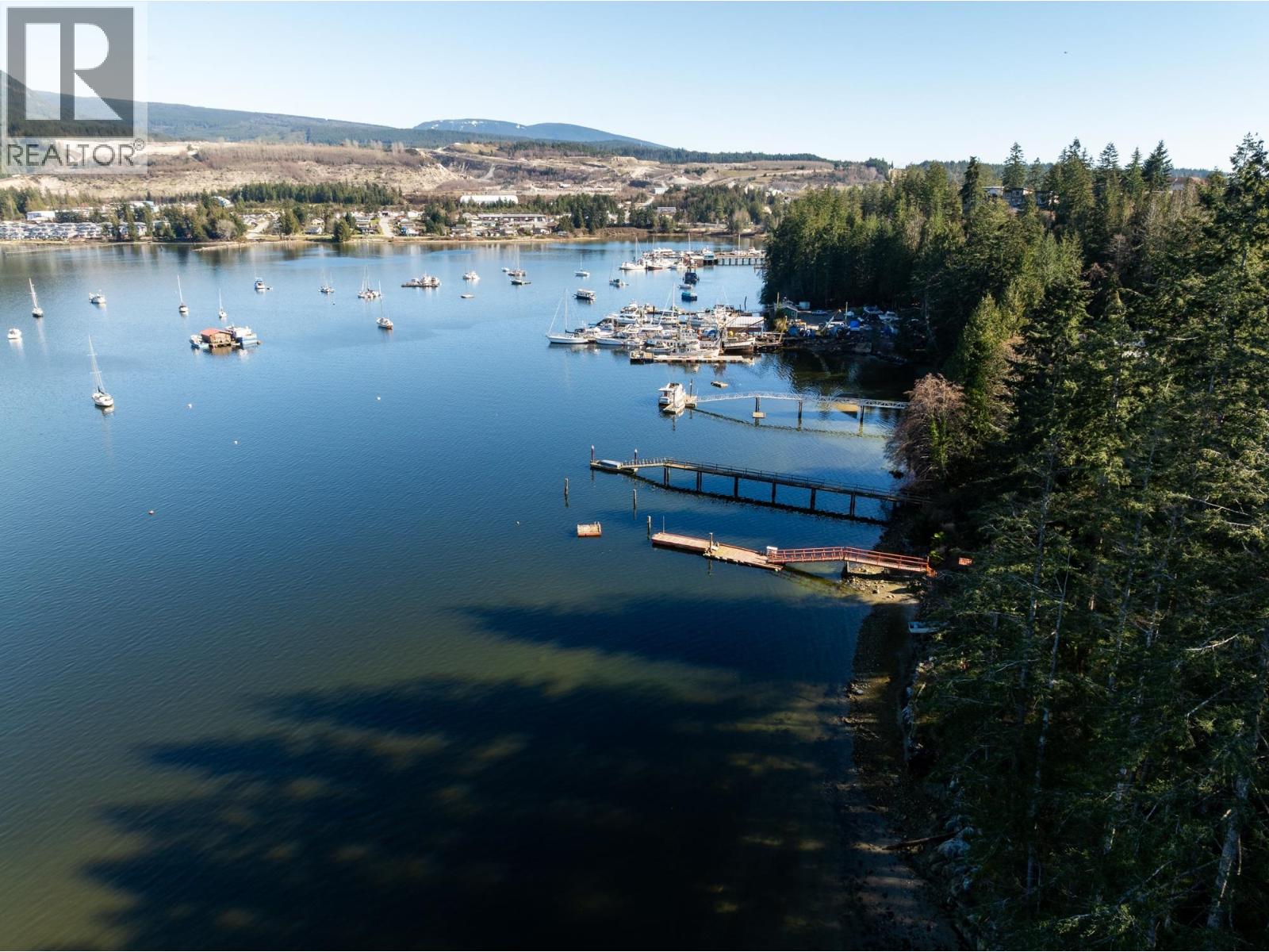 5830 MARINE WAY, Sechelt