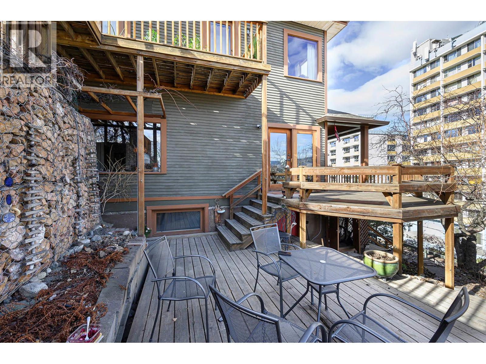 173 St. Paul Street - 18