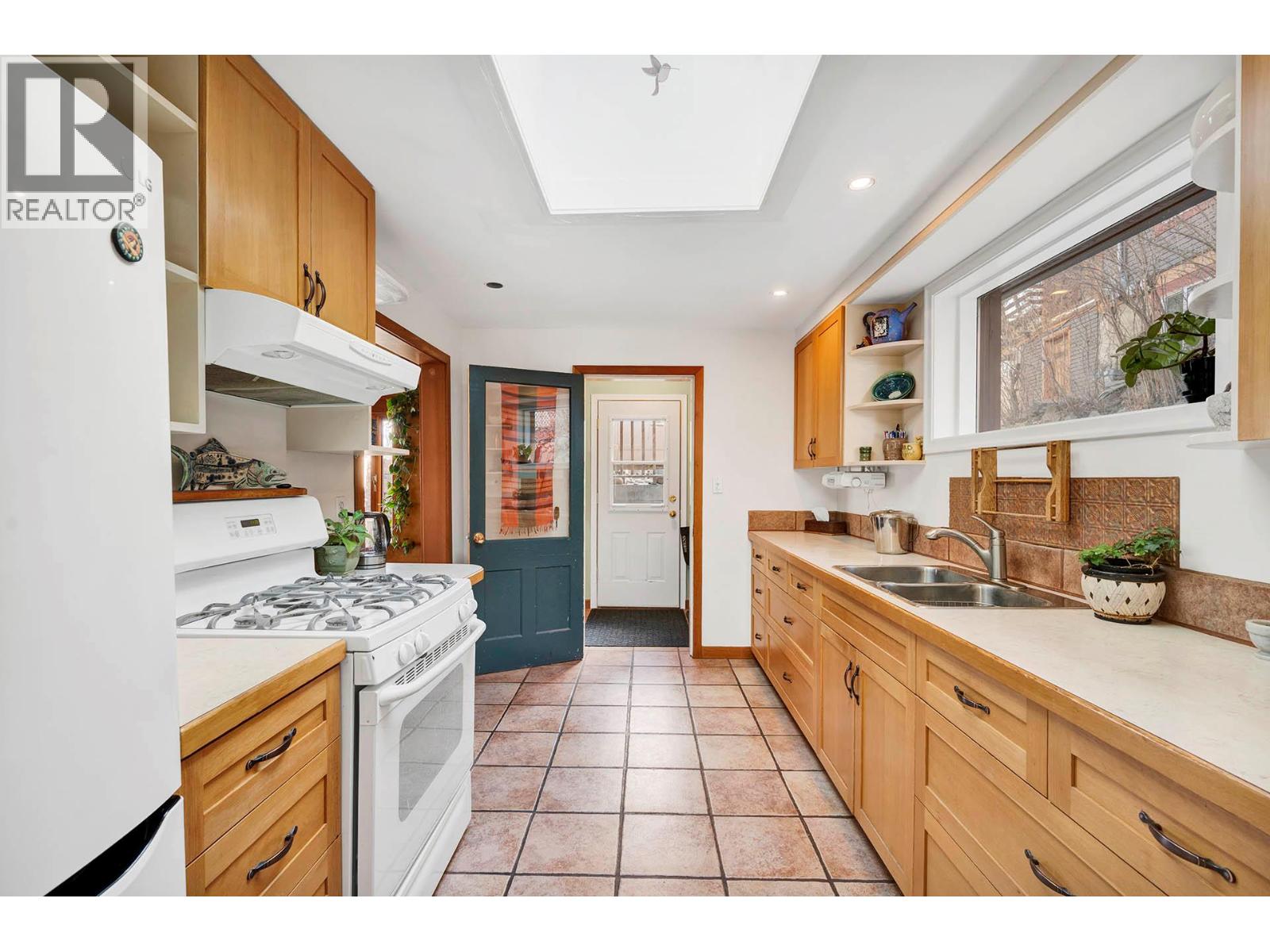 173 ST. PAUL STREET - 5