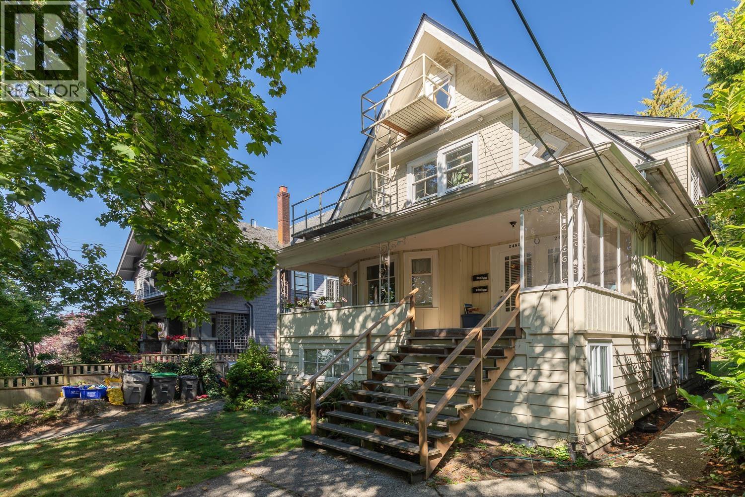 2483 W 6TH AVENUE, Vancouver