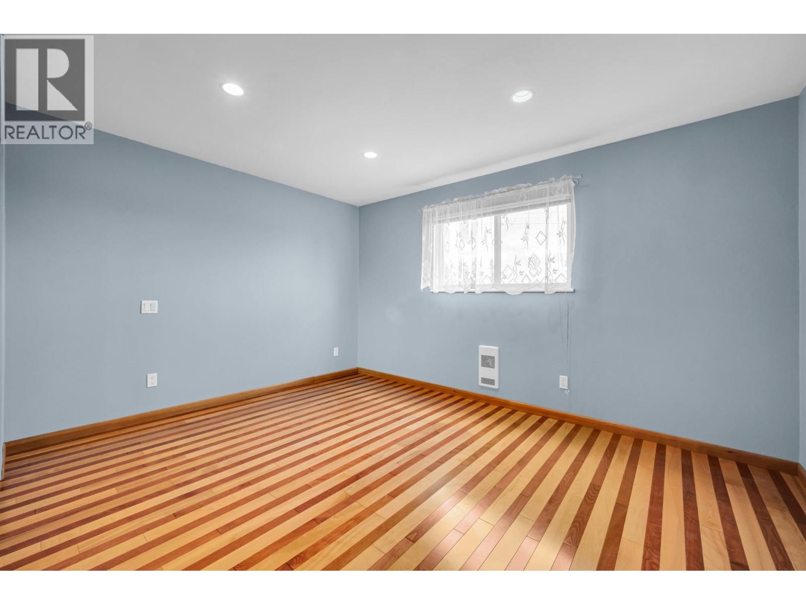 773 PRAIRIE AVENUE, Port Coquitlam