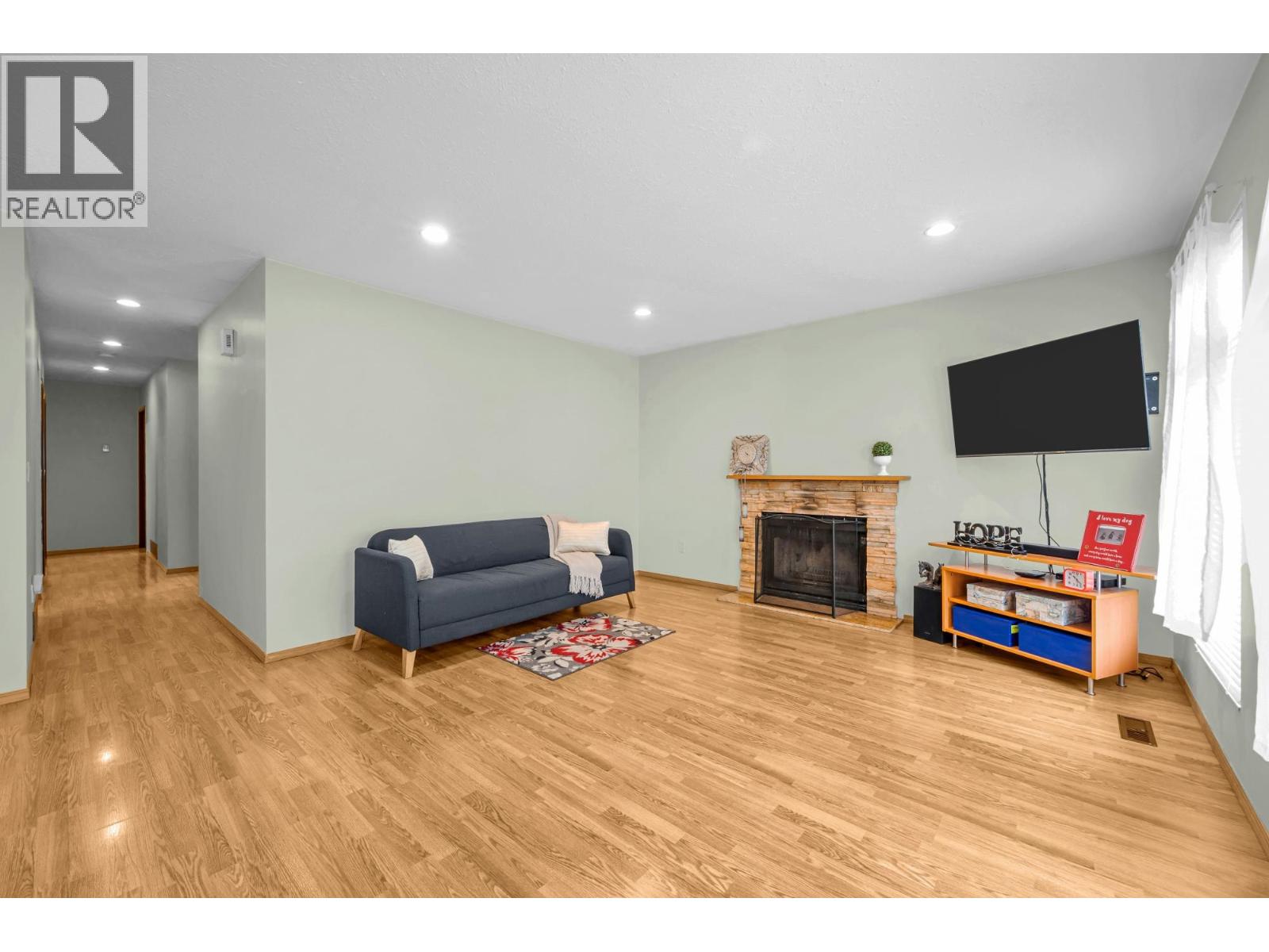 773 PRAIRIE AVENUE, Port Coquitlam