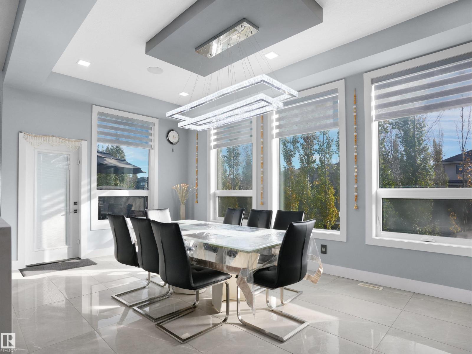 913 WOOD PL NW, Edmonton