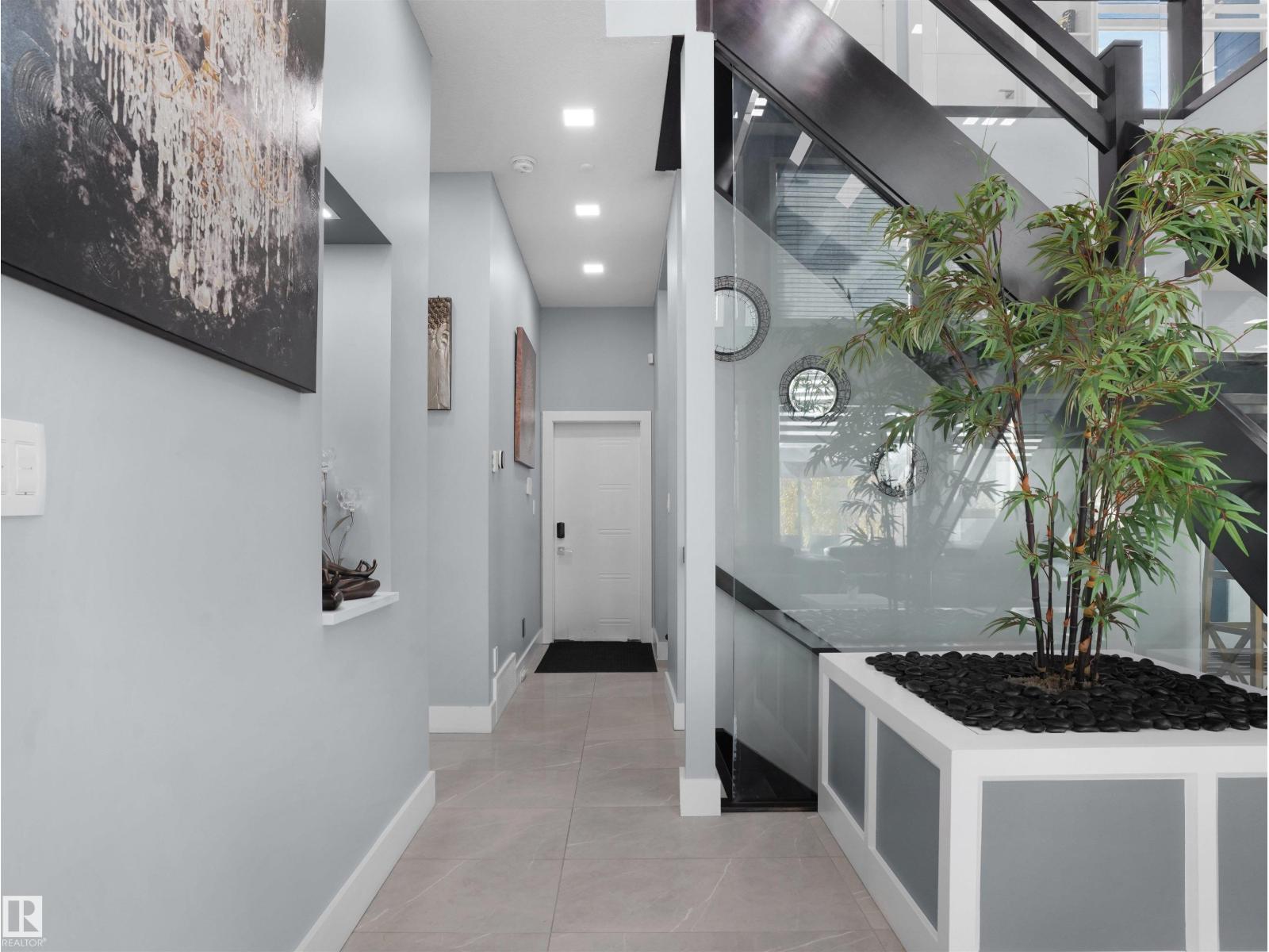 913 WOOD PL NW, Edmonton