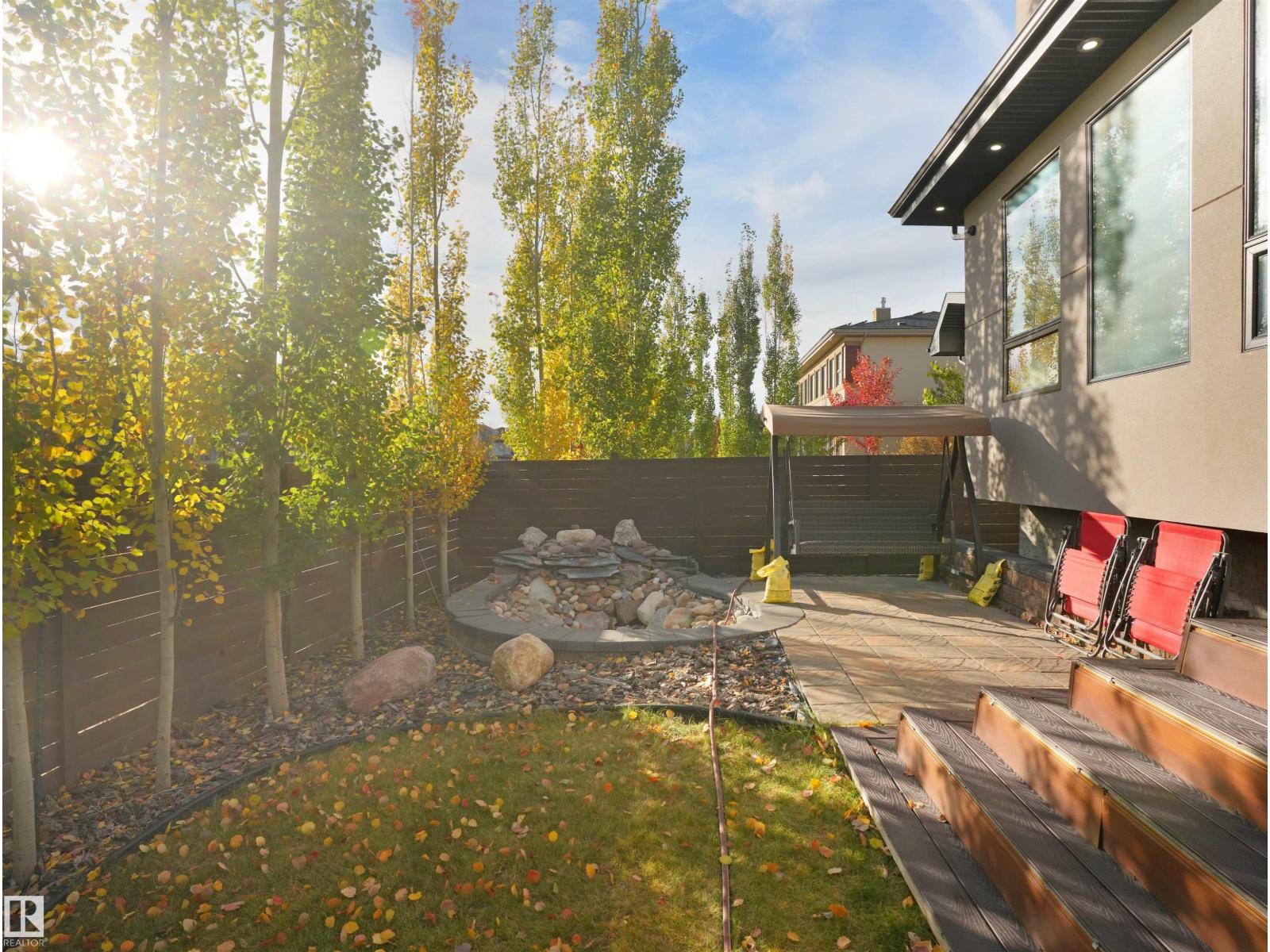 913 WOOD PL NW, Edmonton