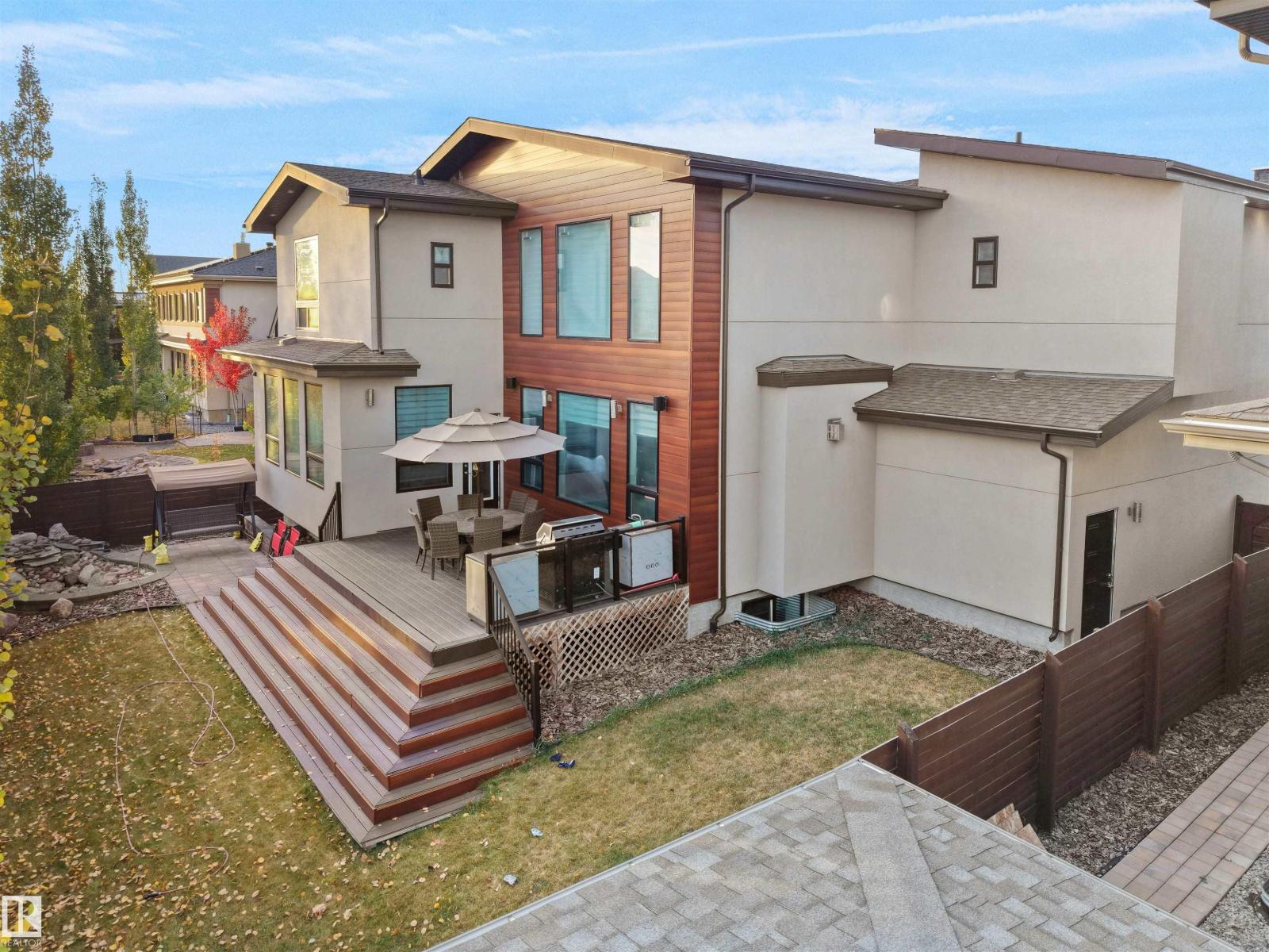 913 WOOD PL NW, Edmonton