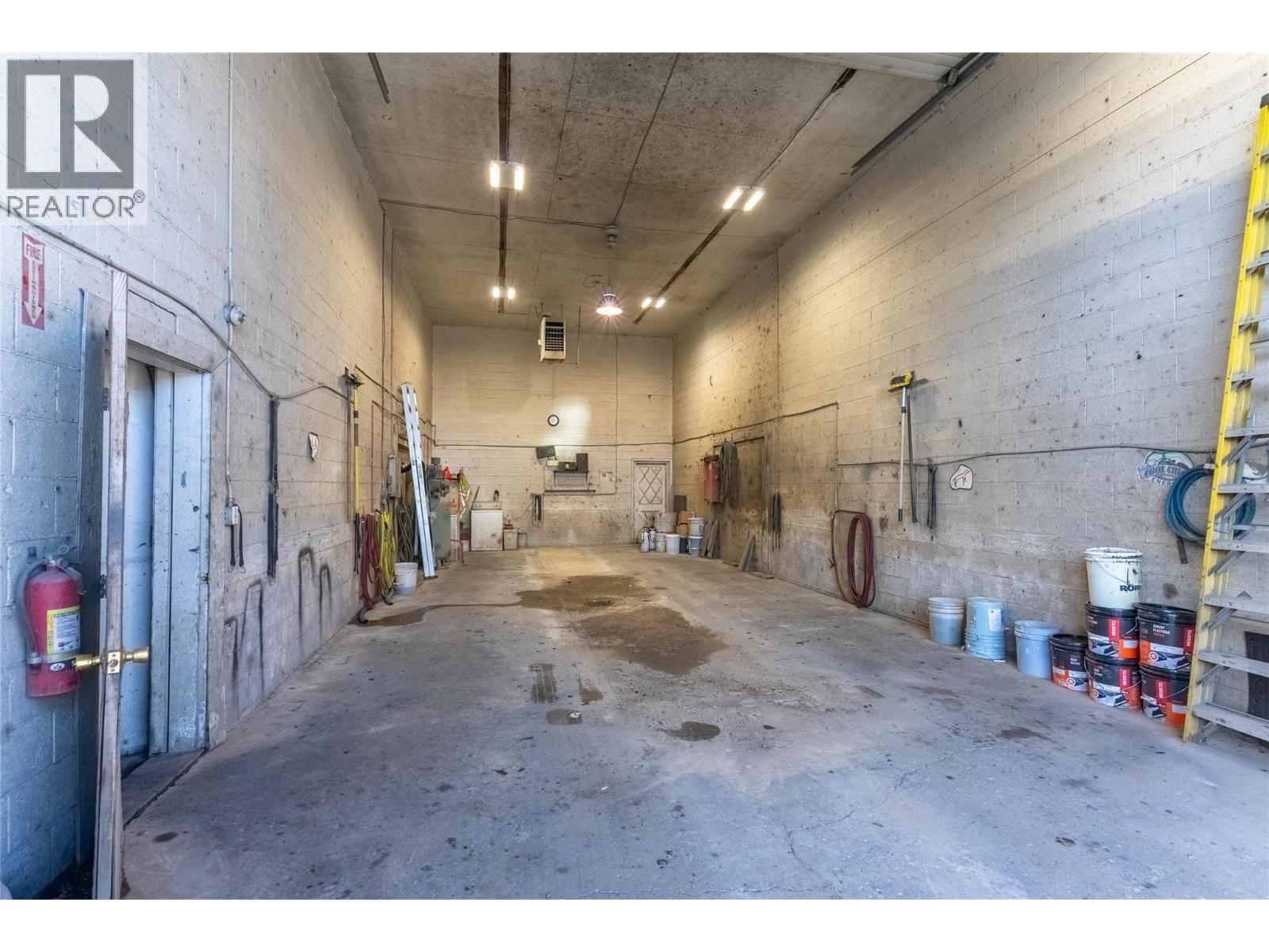  2045 Trans Canada Highway West, Kamloops