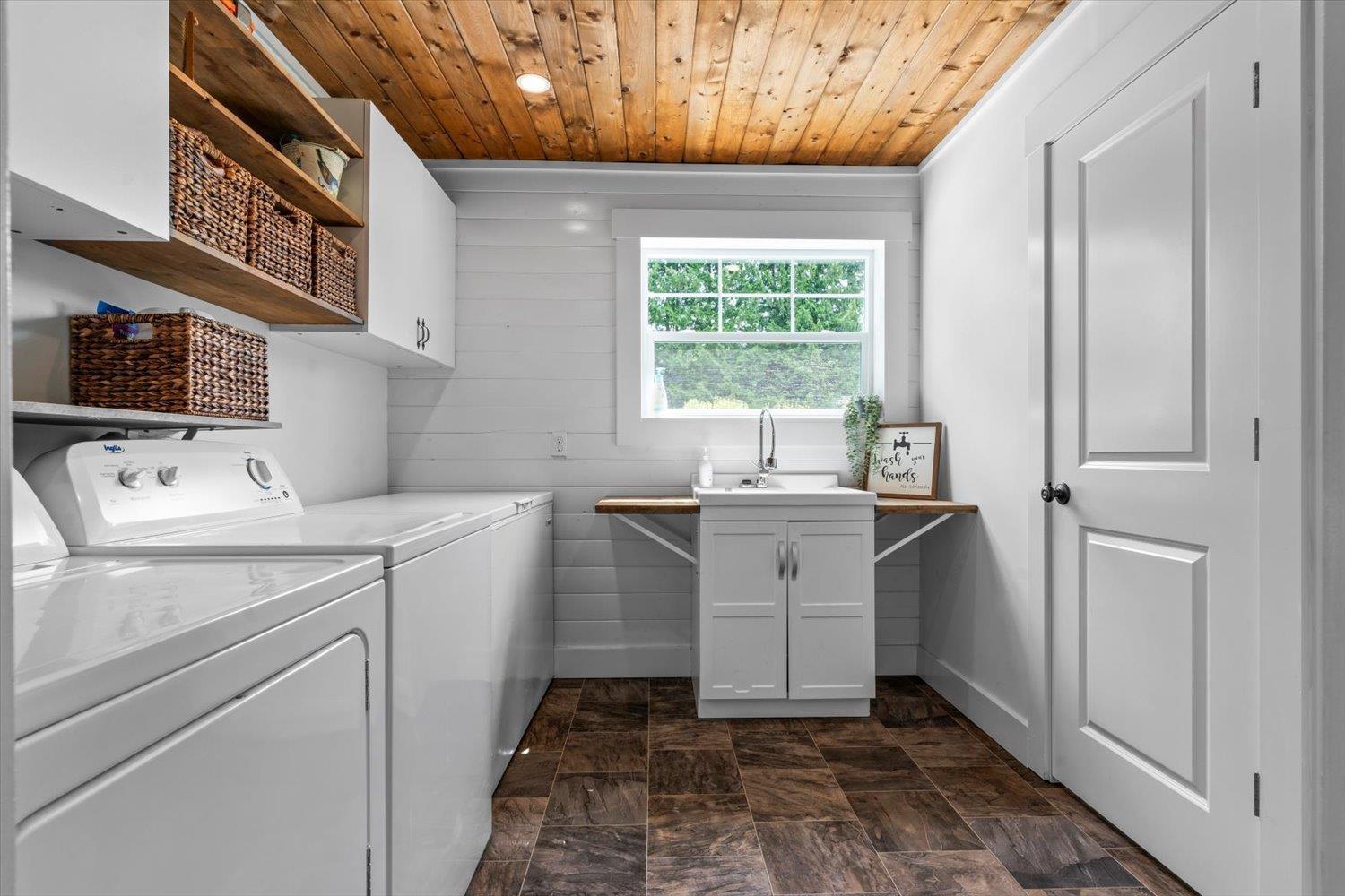 2170 ASHTON ROAD, Agassiz, Agassiz