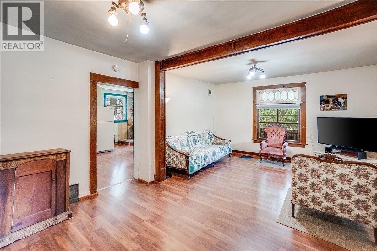 404 Houston Street, Nelson