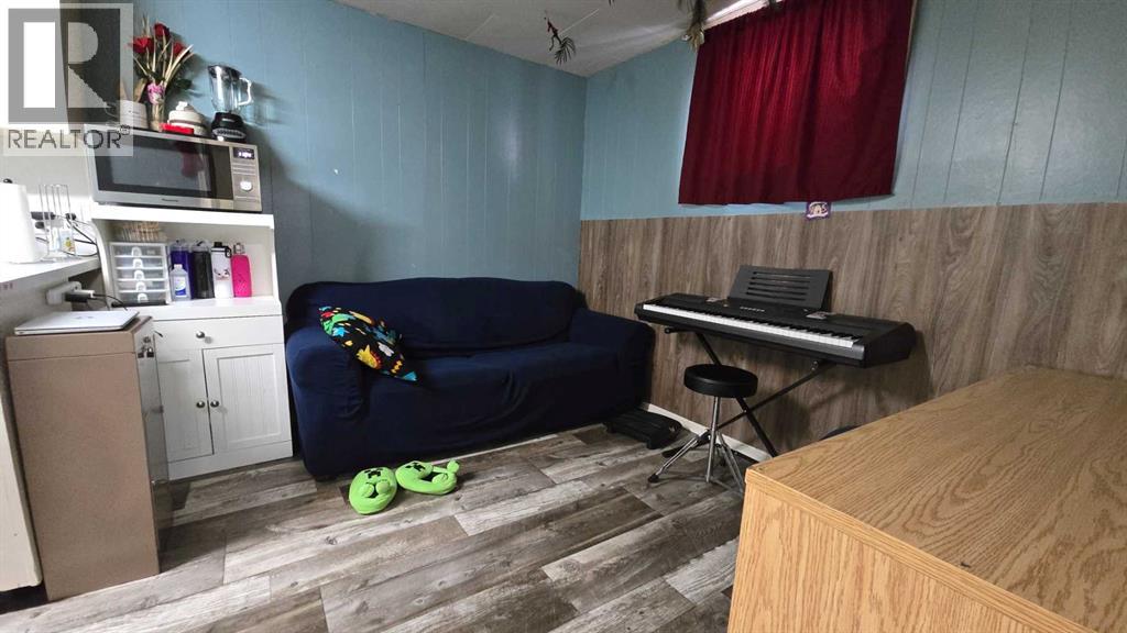 101 Avenue, Lac La Biche