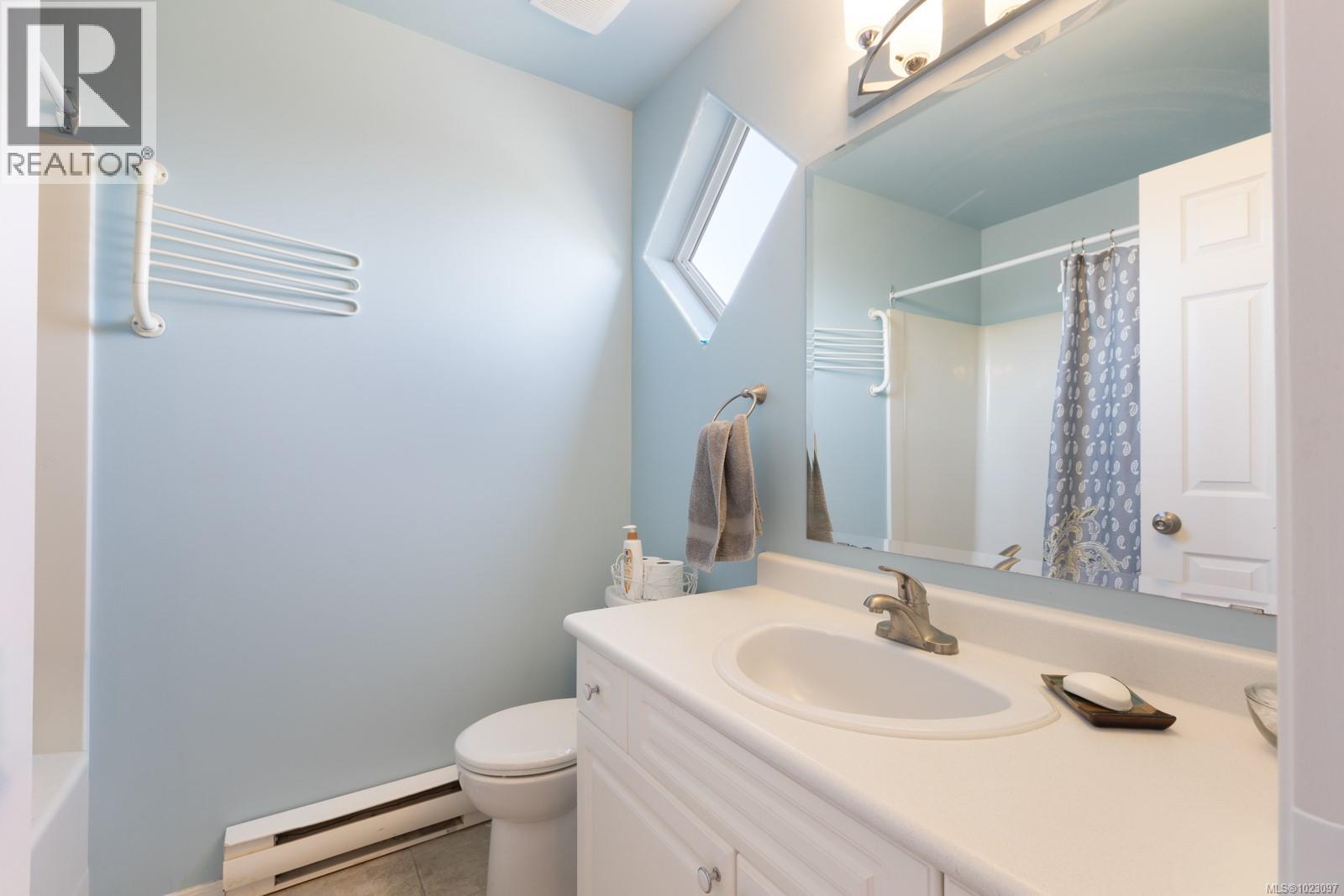 168 202 31st St, Courtenay