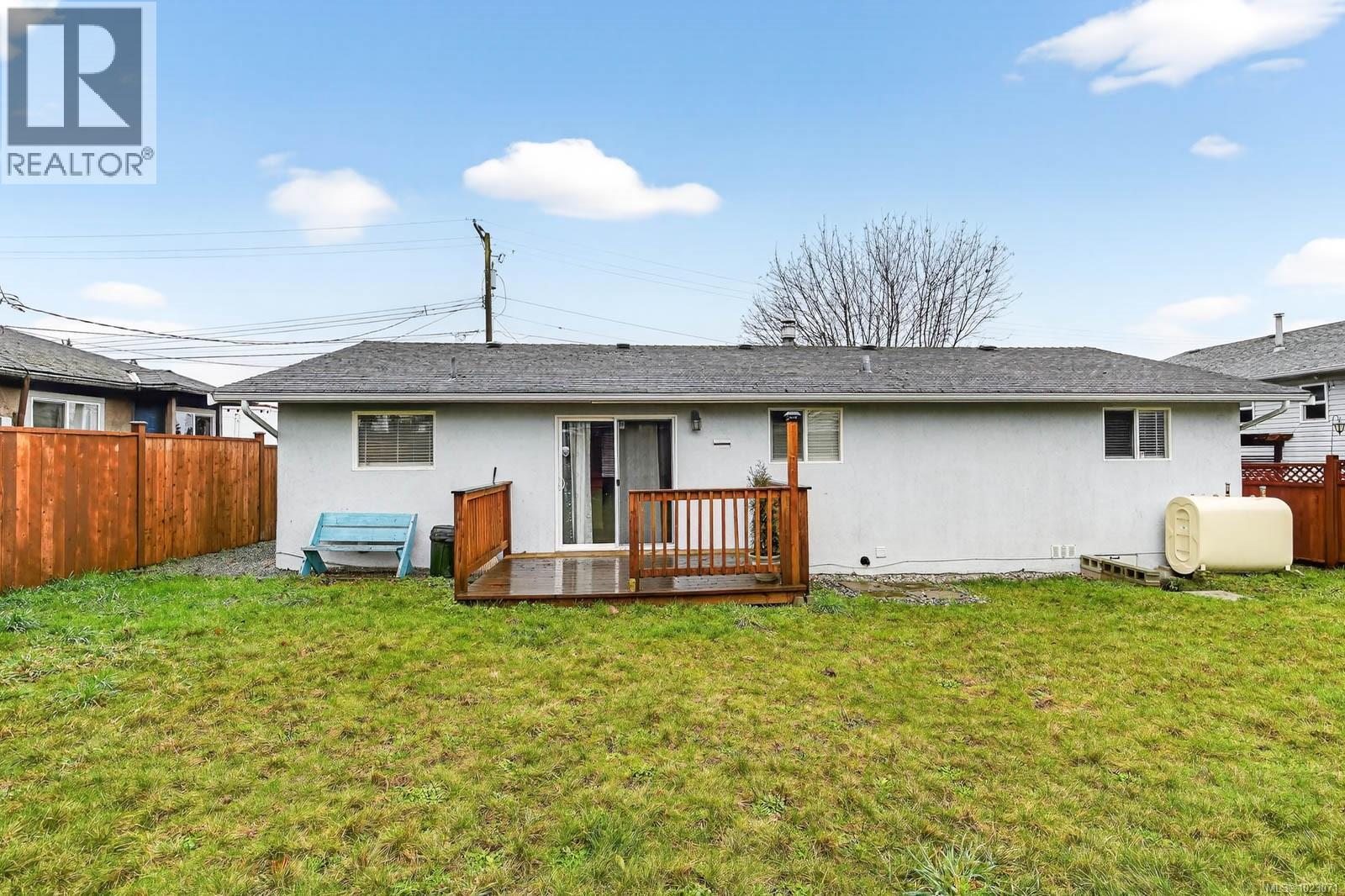 4575 Arrowsmith Rd - 26