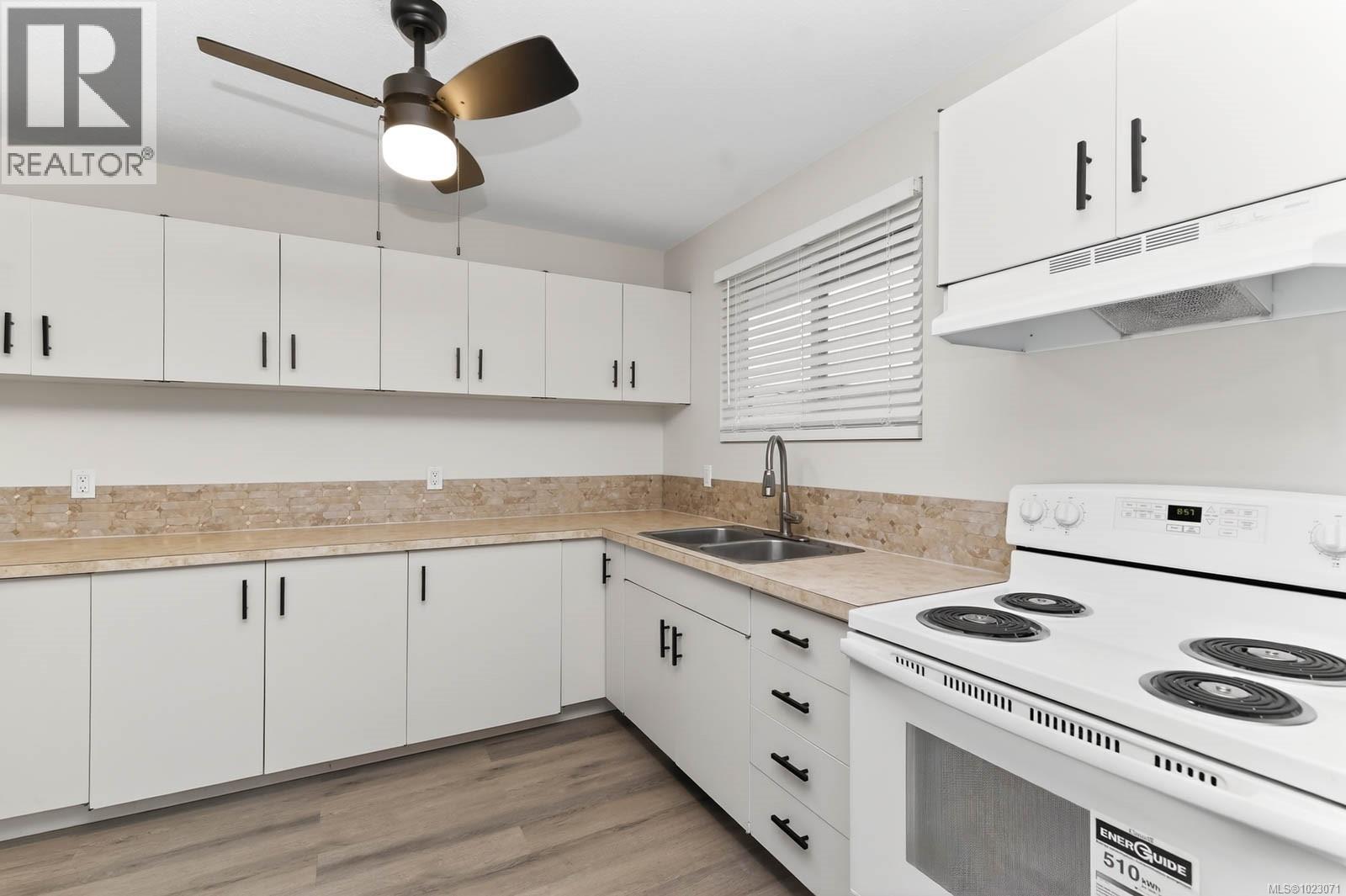 4575 Arrowsmith Rd - 4