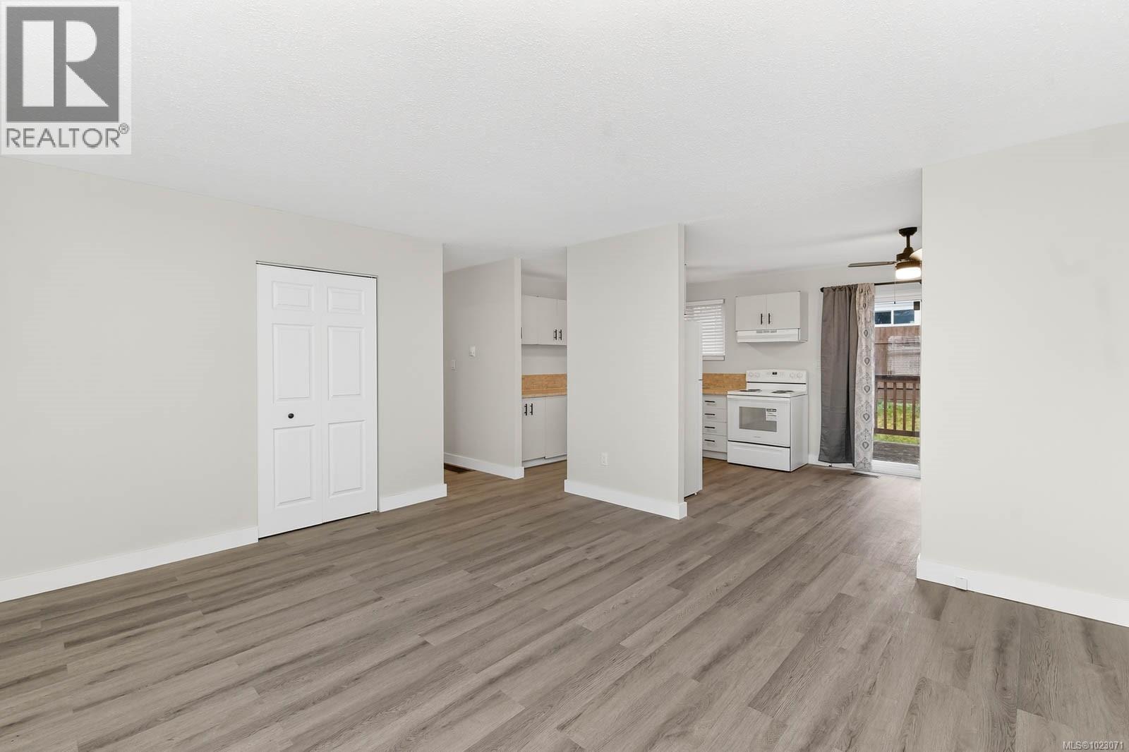 4575 Arrowsmith Rd - 6