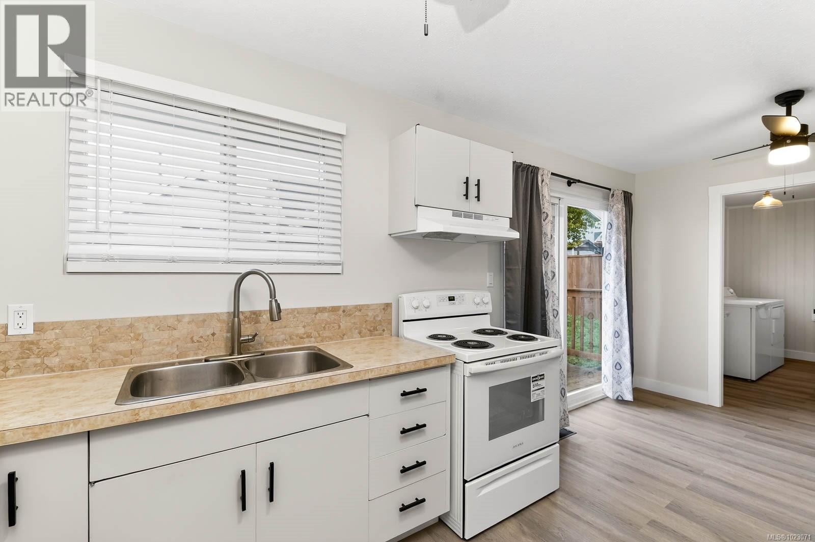 4575 Arrowsmith Rd - 8