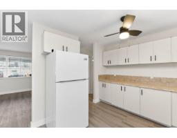 4575 Arrowsmith Rd, Port Alberni, BC V9Y5P3 Photo 10