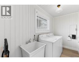 4575 Arrowsmith Rd, Port Alberni, BC V9Y5P3 Photo 21