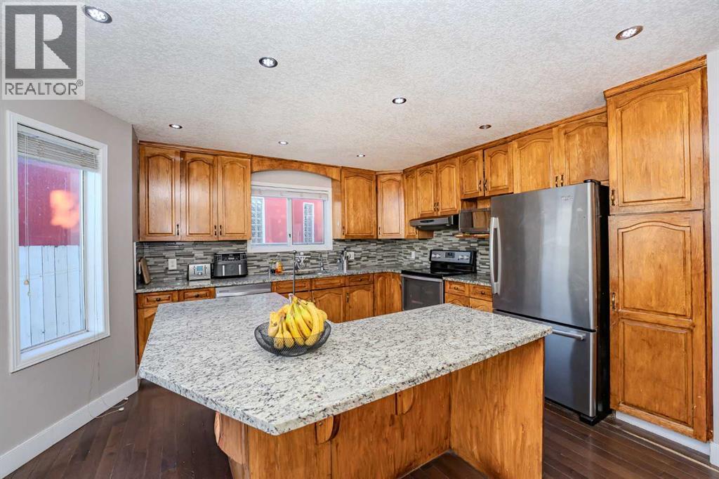 Single Family House for Sale in  Del Ray Crescent NE Monterey Park Calgary 