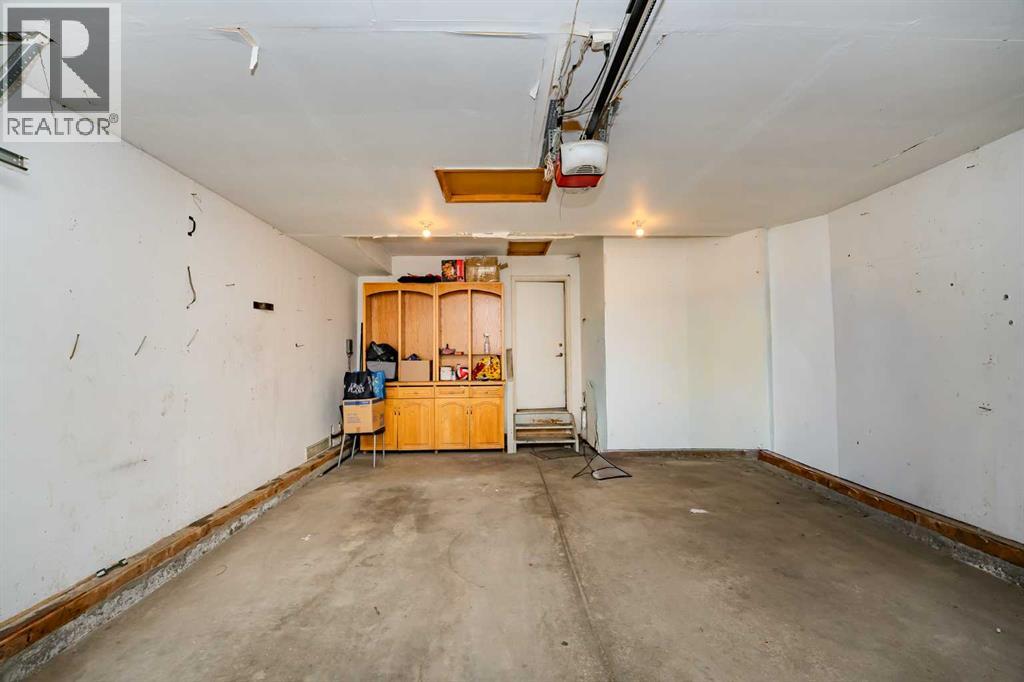 Single Family House for Sale in  Del Ray Crescent NE Monterey Park Calgary 