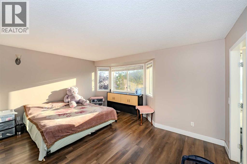 Single Family House for Sale in  Del Ray Crescent NE Monterey Park Calgary 