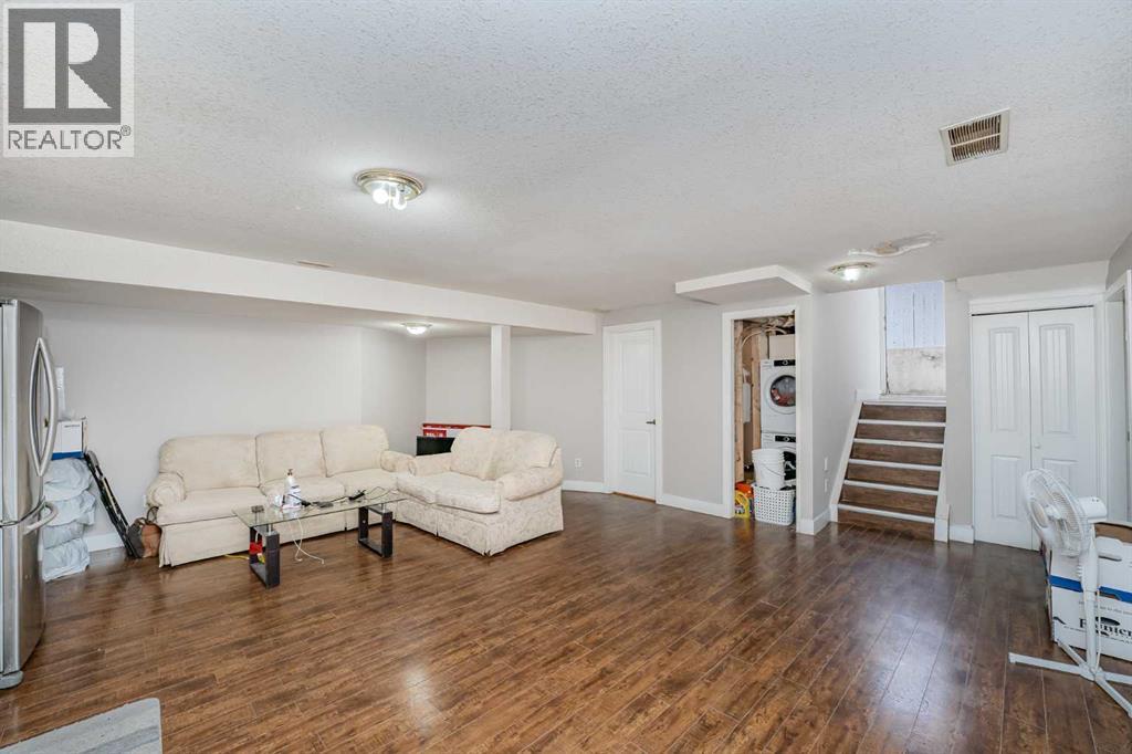 Single Family House for Sale in  Del Ray Crescent NE Monterey Park Calgary 