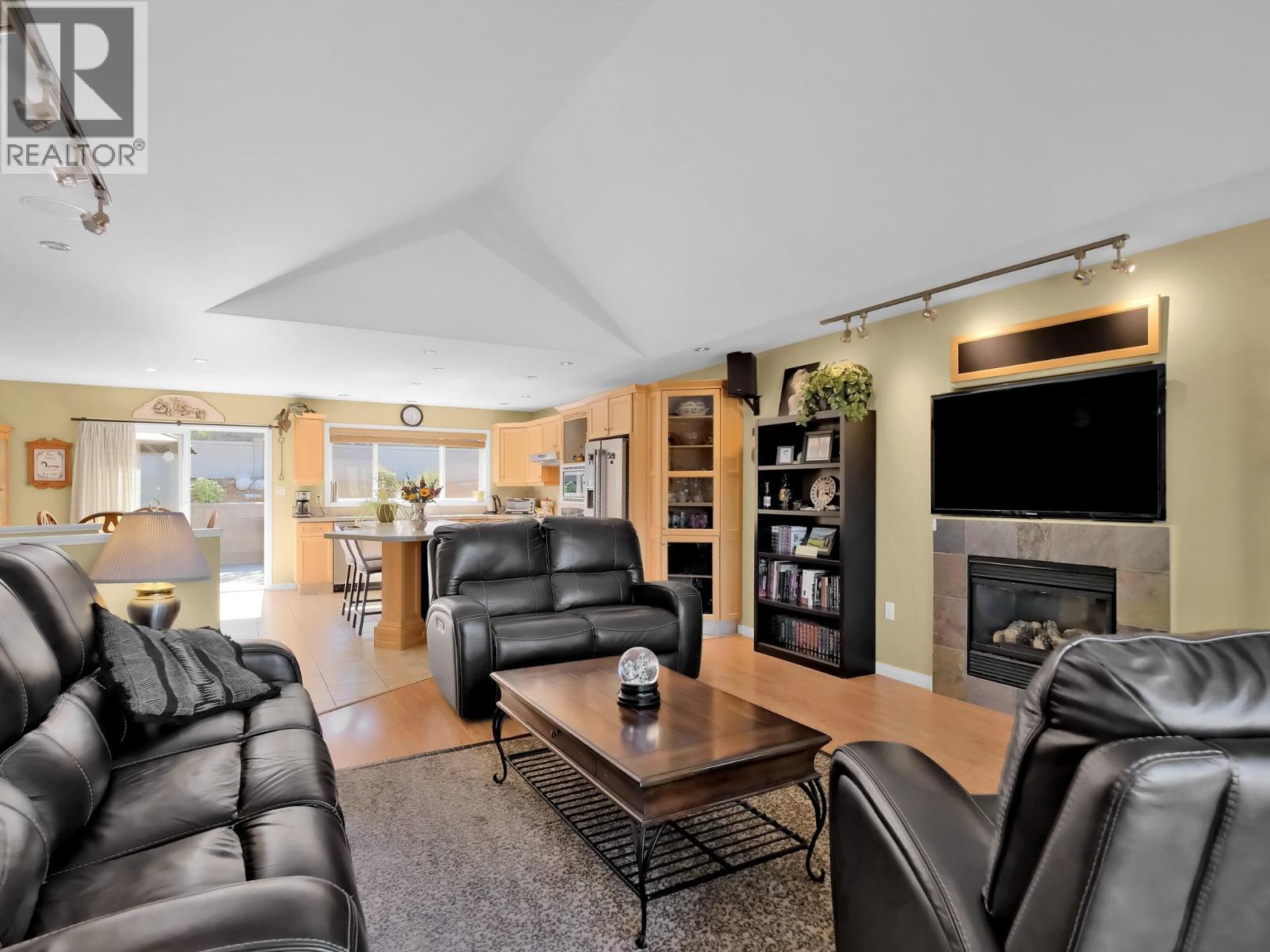 695 Pineview Road Unit# 102, Penticton