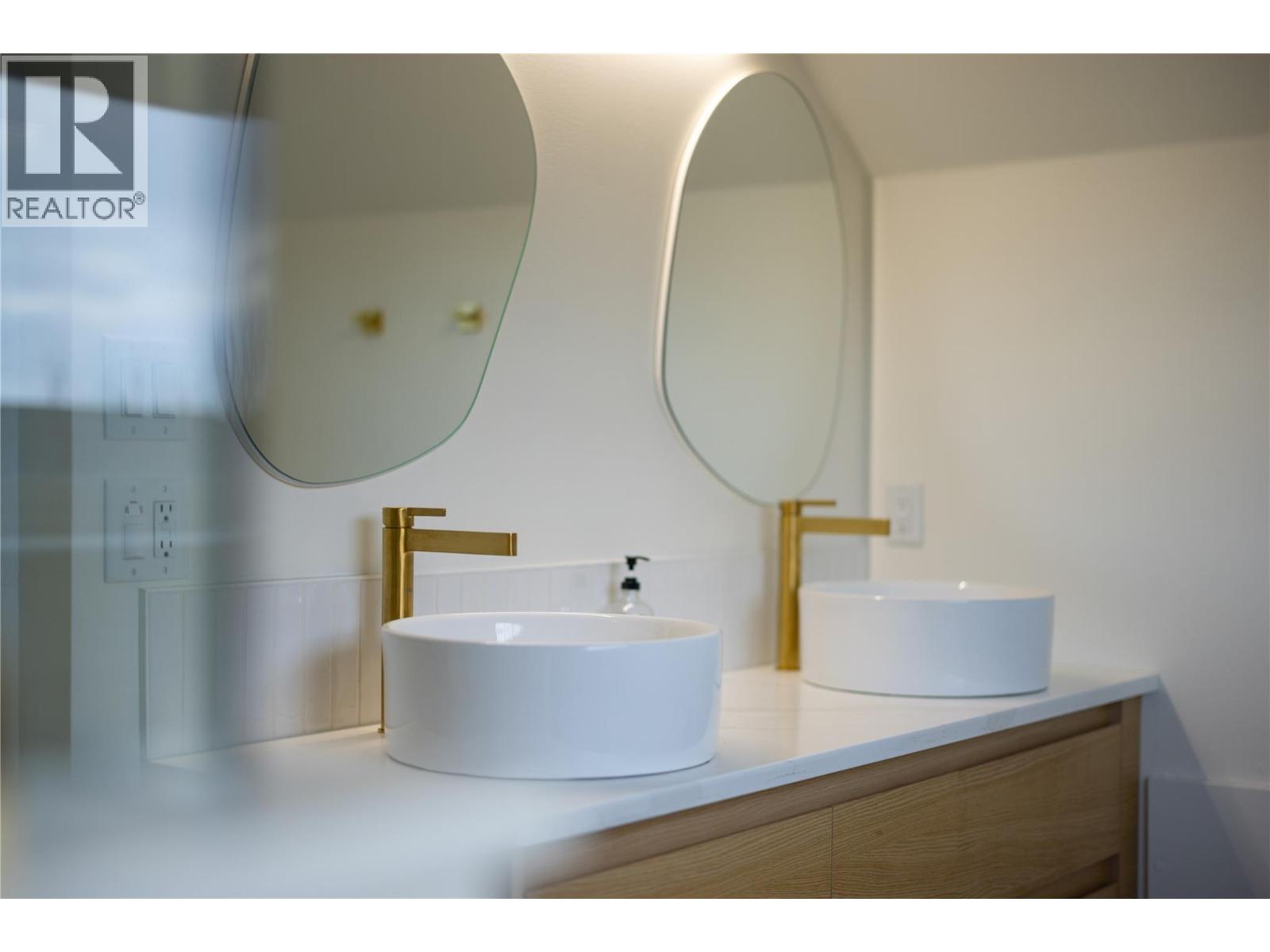  773 Sutherland Avenue, Kelowna