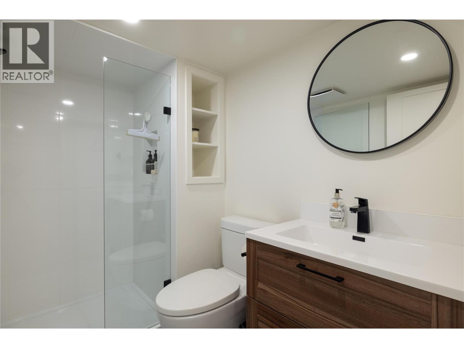  773 Sutherland Avenue, Kelowna