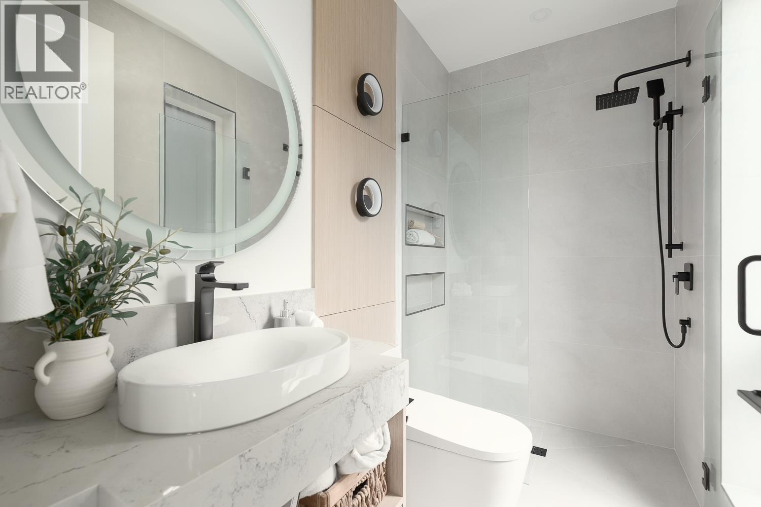 2 475 W 20TH AVENUE, Vancouver