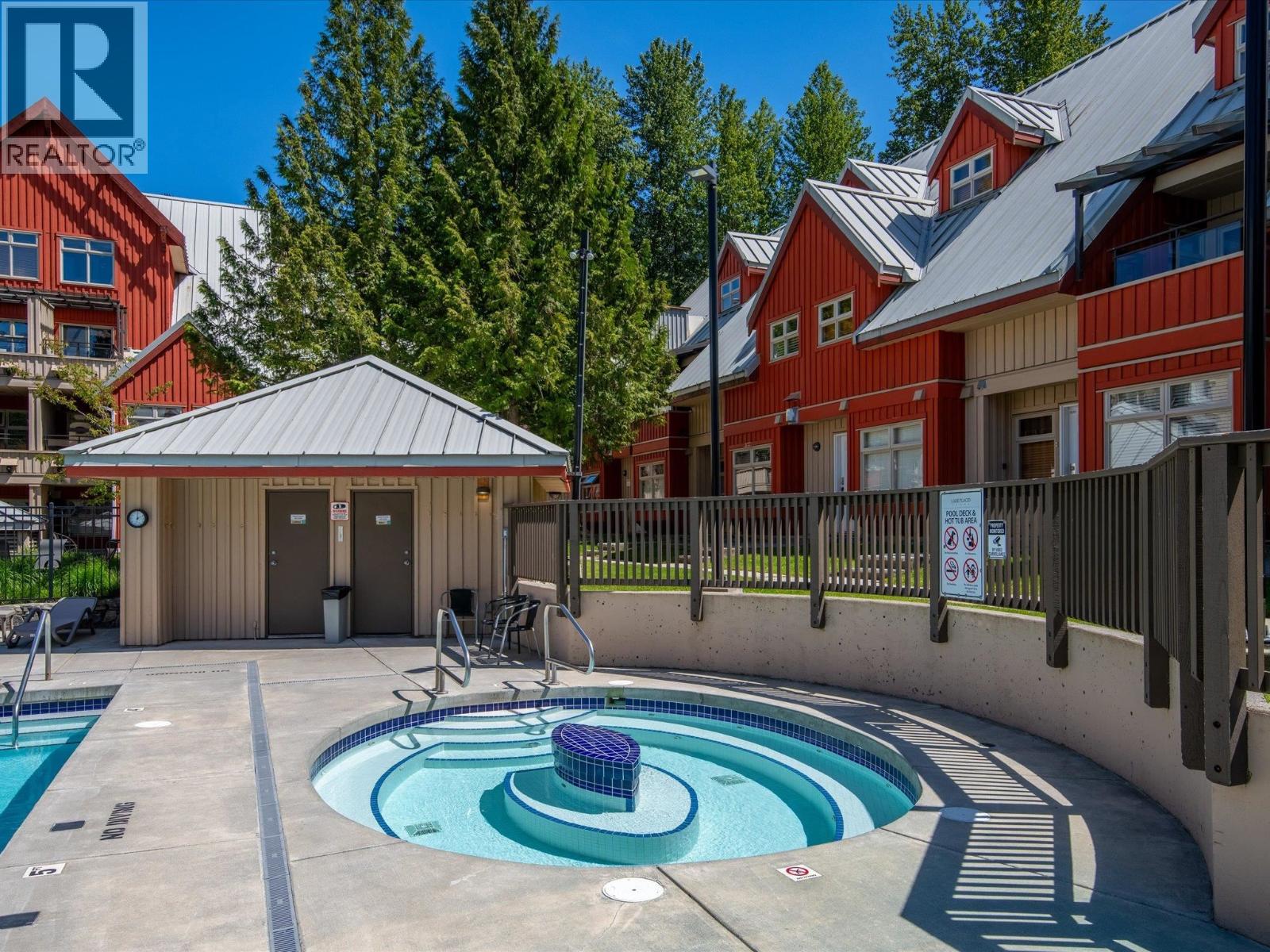 211 2050 LAKE PLACID ROAD, Whistler