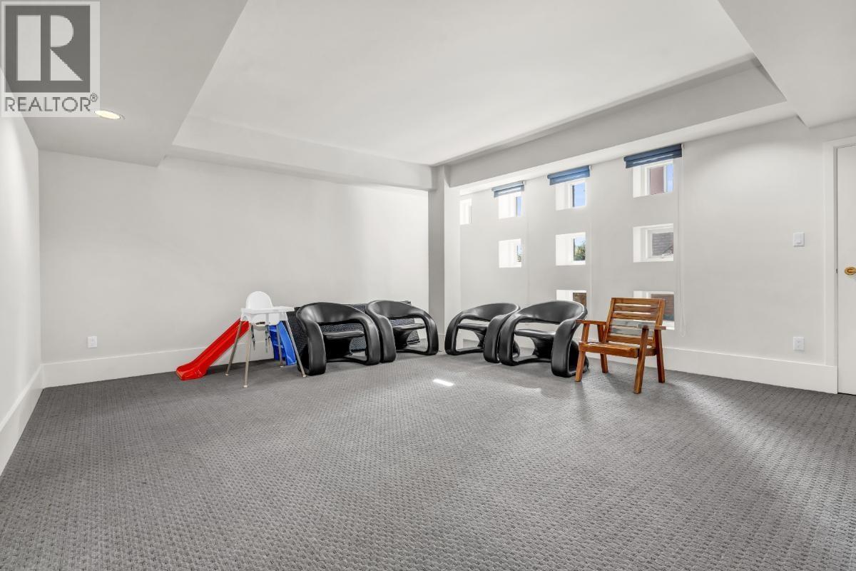 1437 BRAMWELL ROAD, West Vancouver