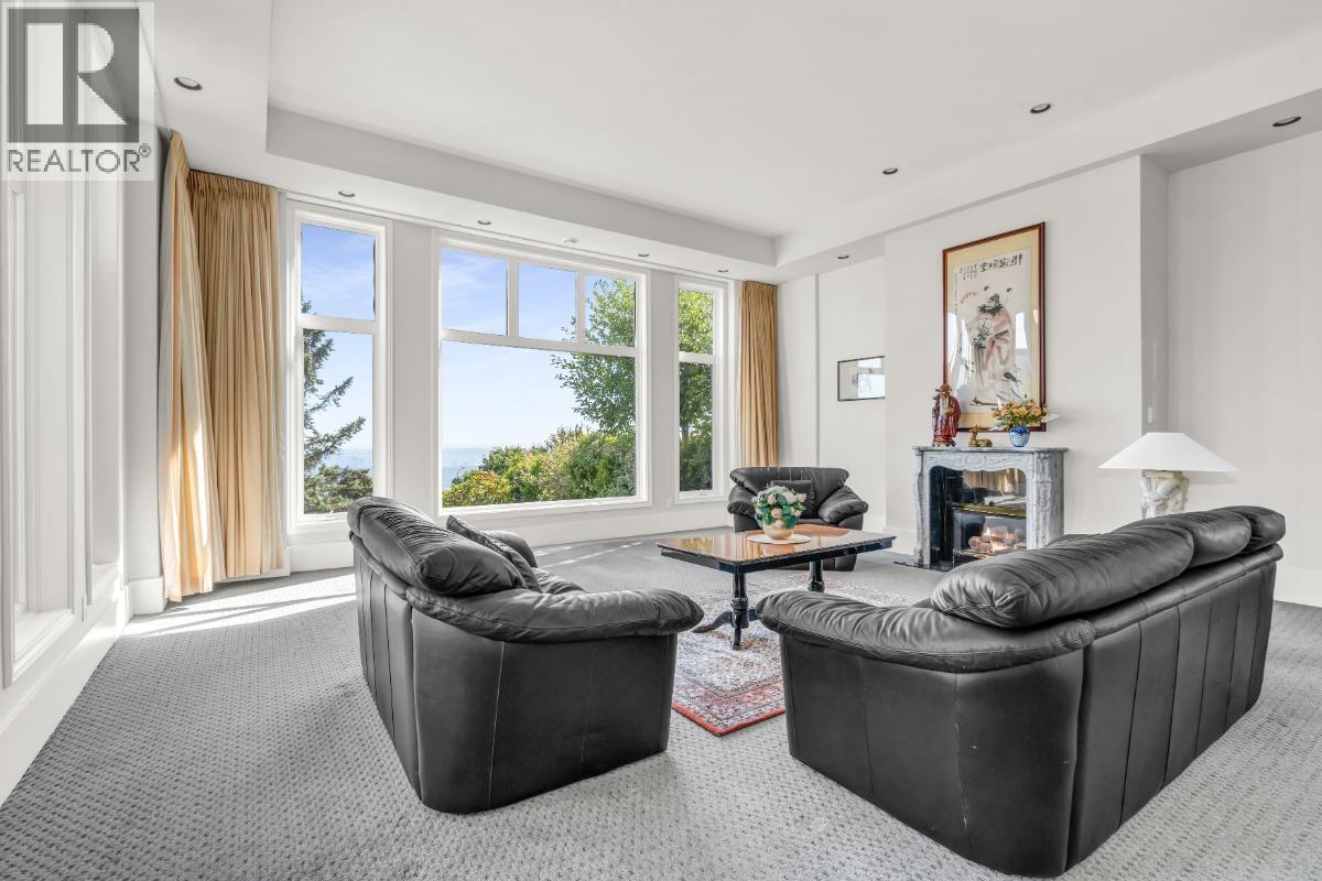 1437 BRAMWELL ROAD, West Vancouver