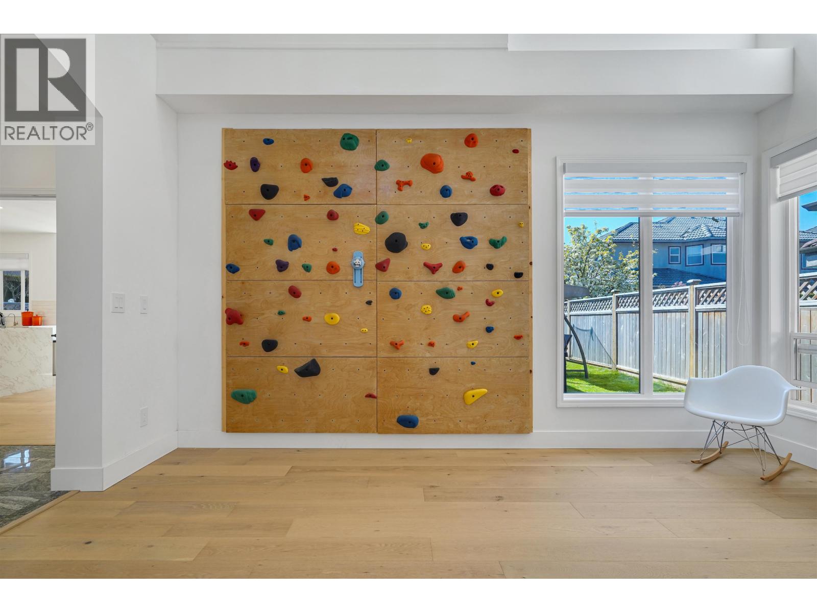 3240 WESTMINSTER HIGHWAY - Photo 3 of 29, Richmond, British Columbia