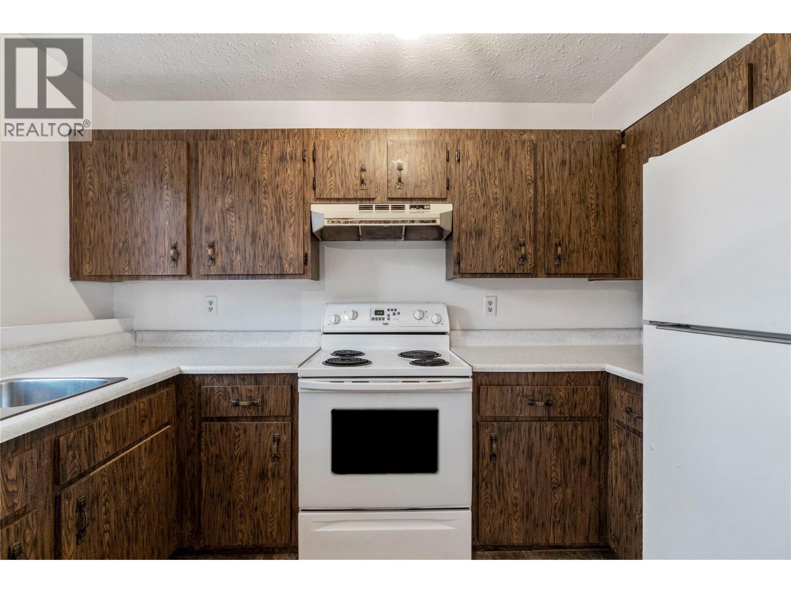 602 1451 1 Avenue Northeast, Salmon Arm