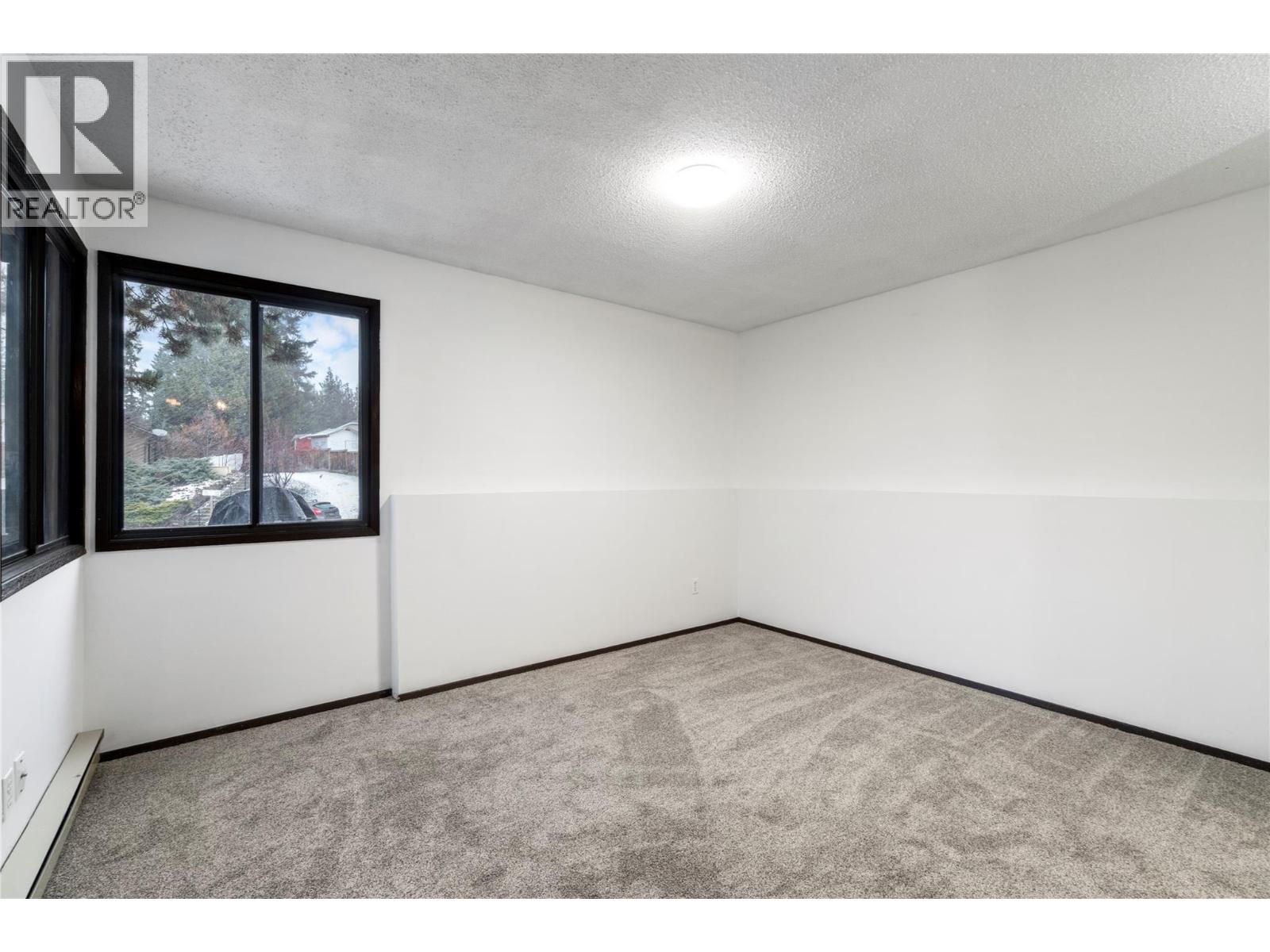 602 1451 1 Avenue Northeast, Salmon Arm