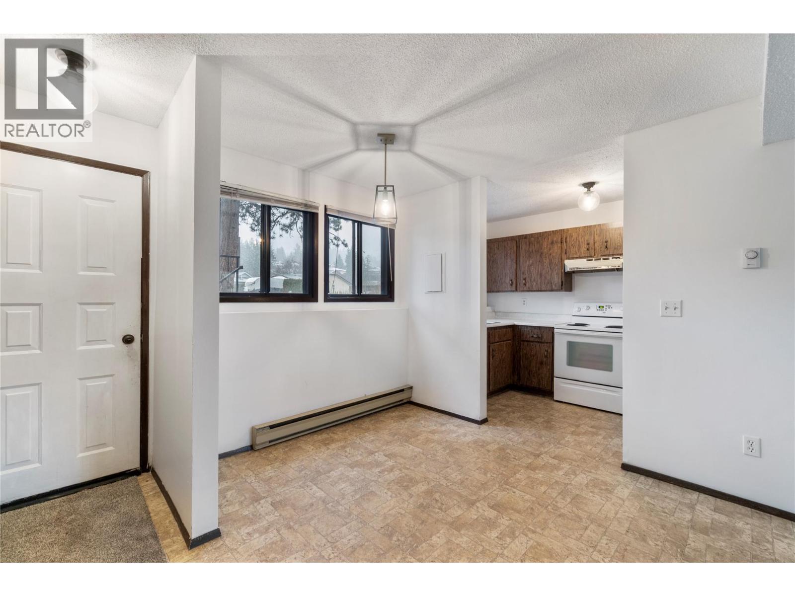 602 1451 1 Avenue Northeast, Salmon Arm