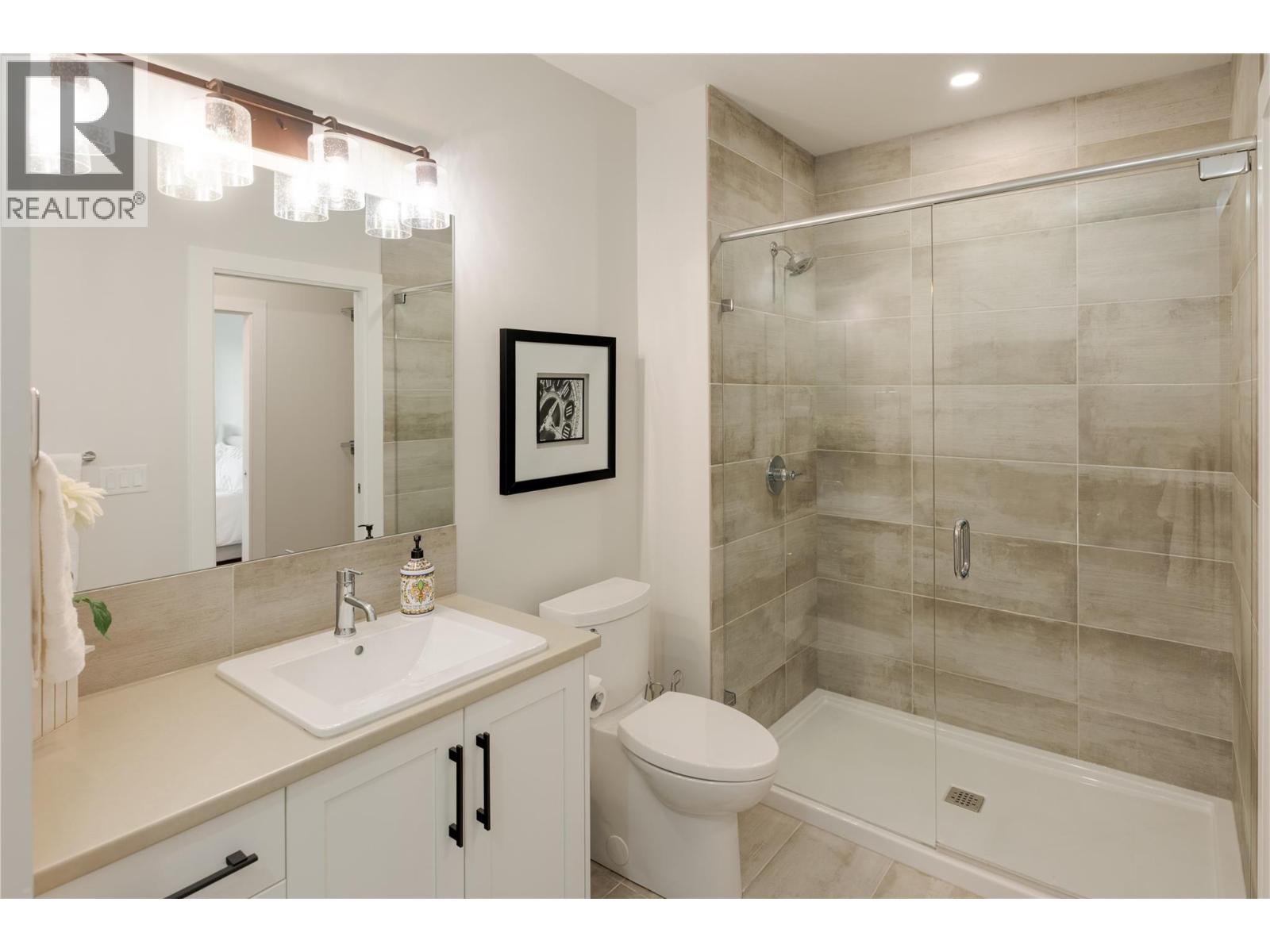  456 Sparrow Hawk Court, Kelowna