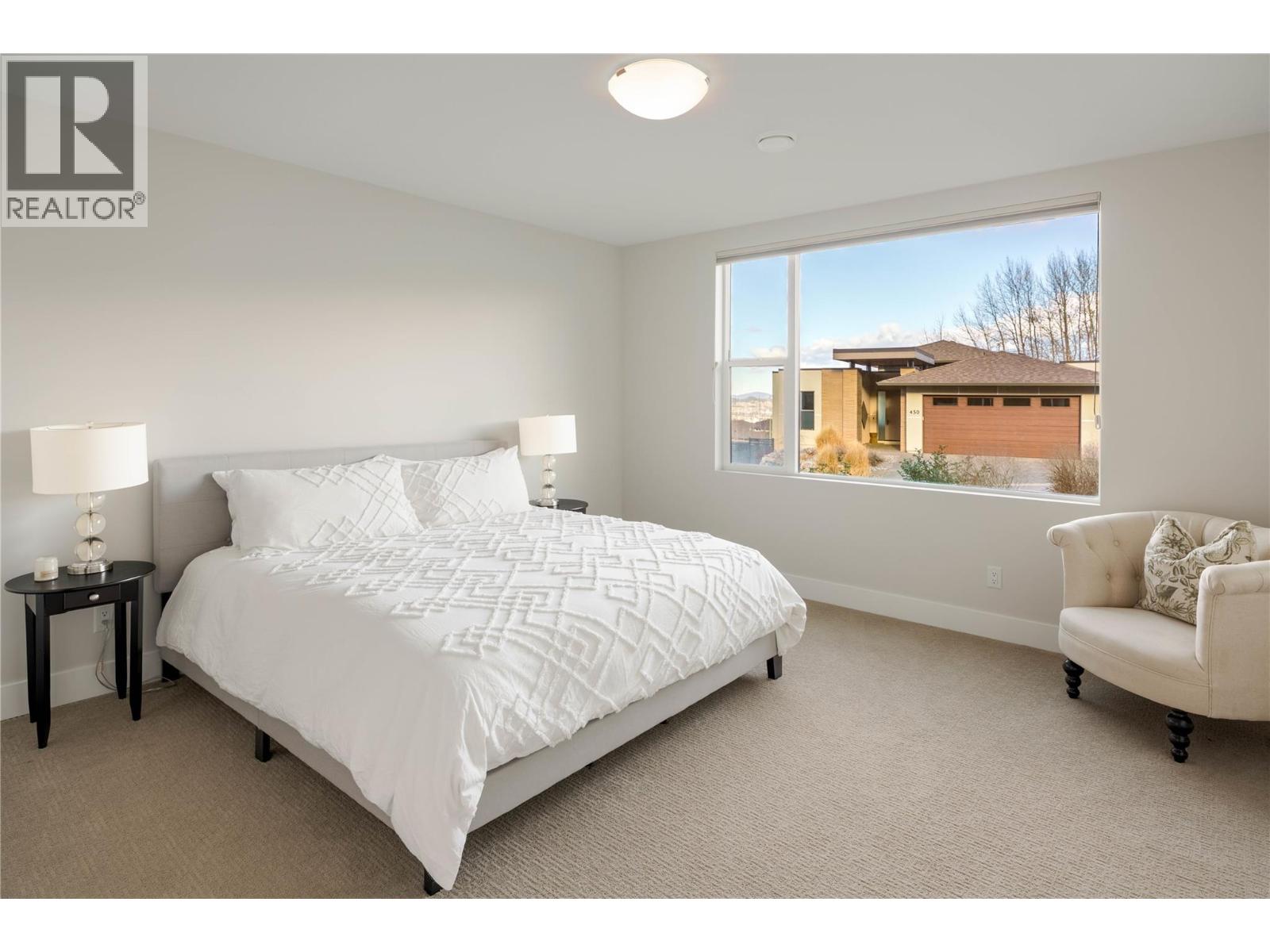  456 Sparrow Hawk Court, Kelowna