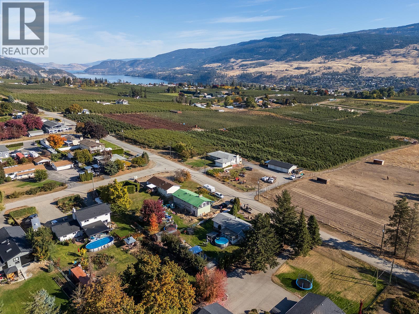  10350 Chase Road, Lake Country