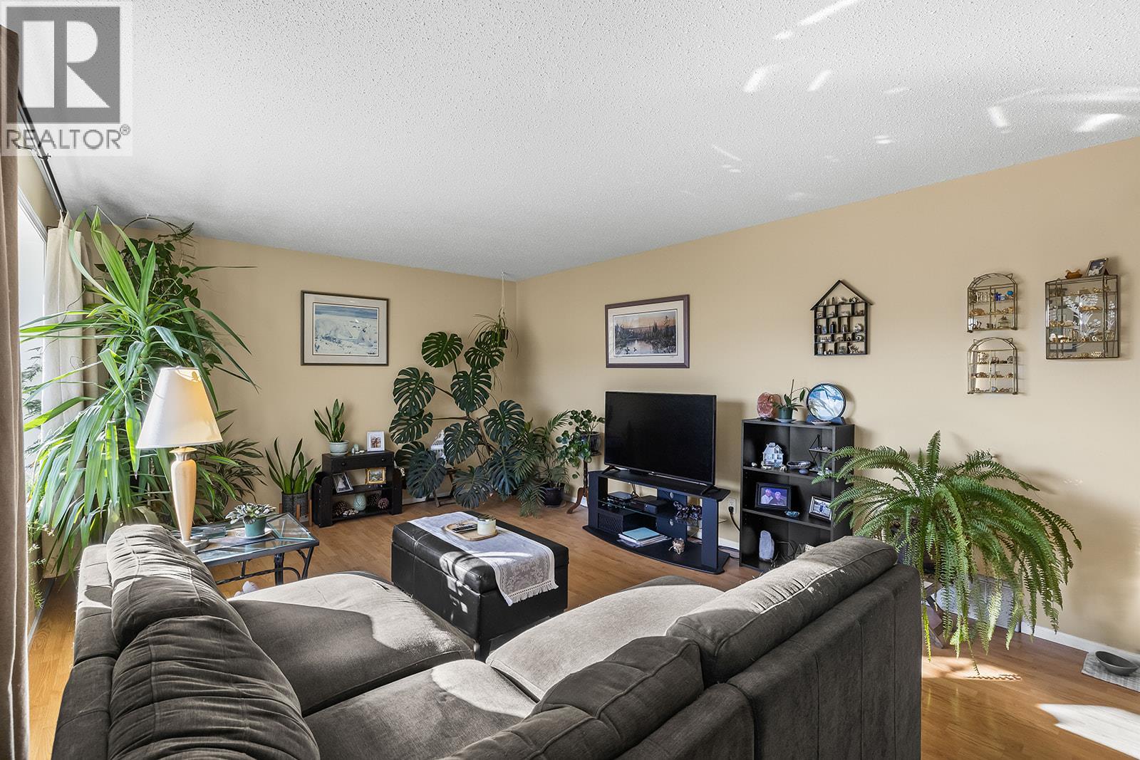  10350 Chase Road, Lake Country