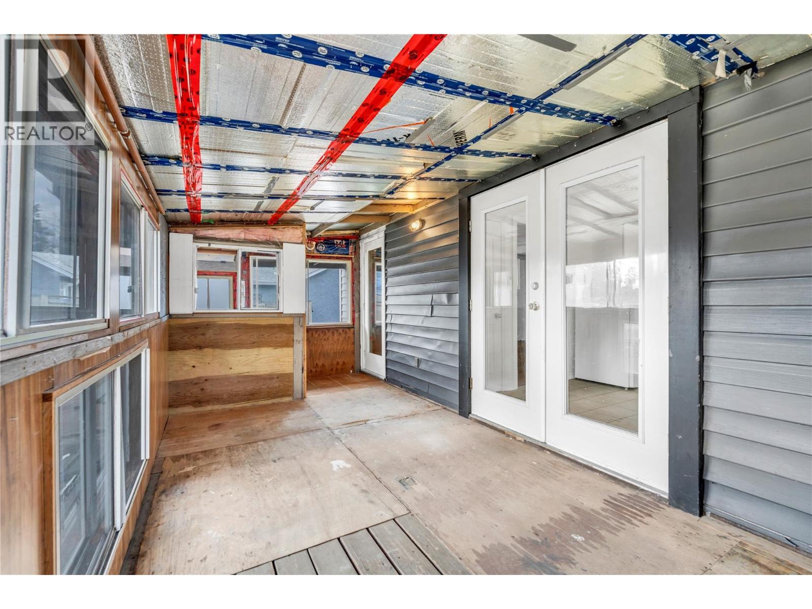 1190 Penticton Avenue, Penticton