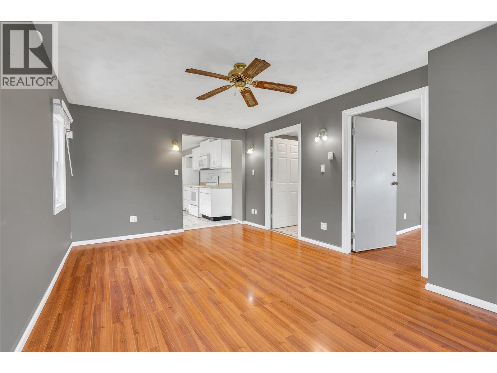 1190 Penticton Avenue, Penticton