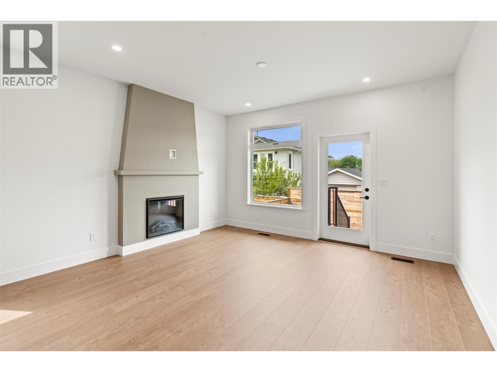 2459 Bradley Drive Unit# 101 Lot# 5, Armstrong