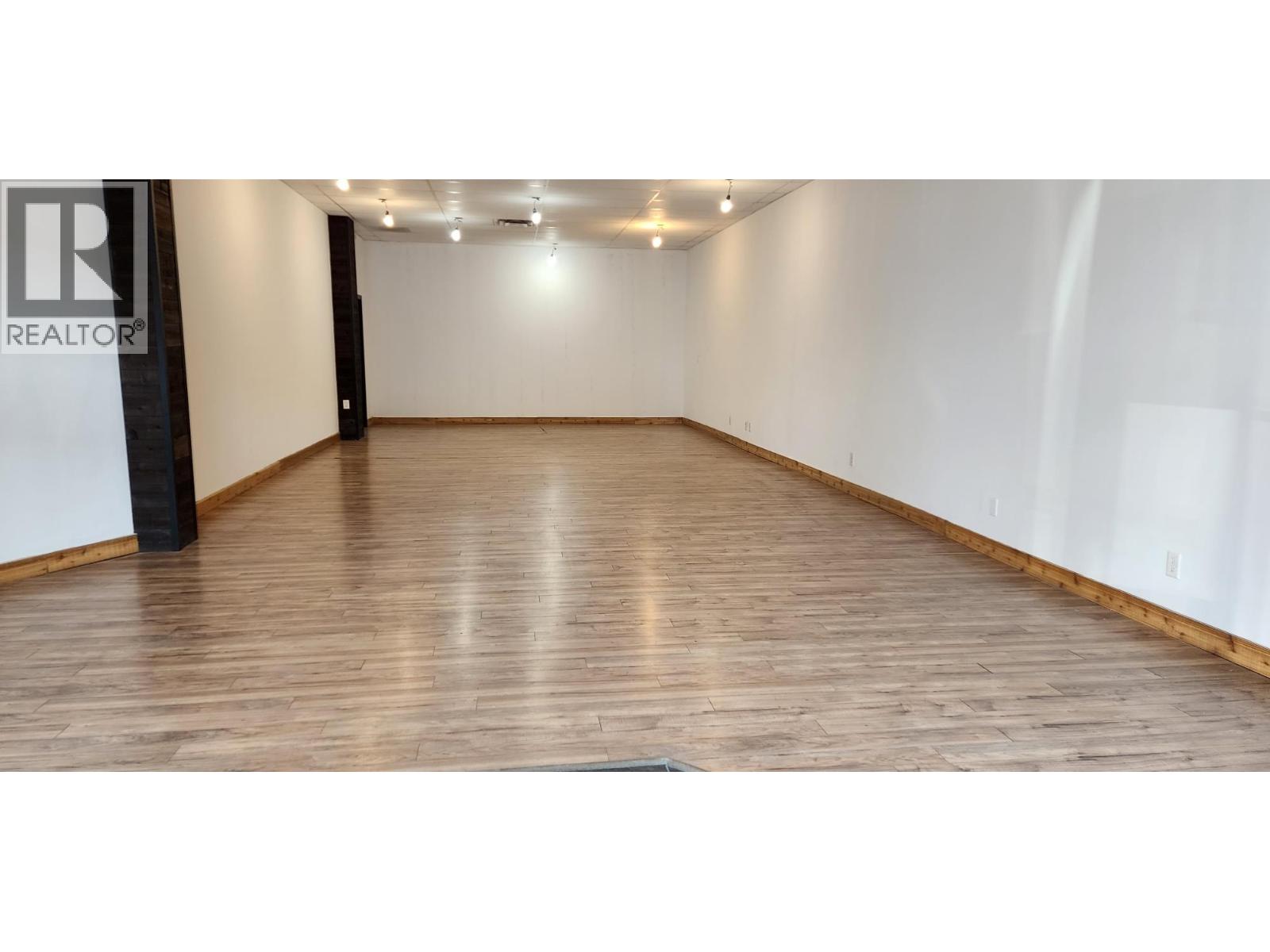 102 2500 53 Avenue, Vernon